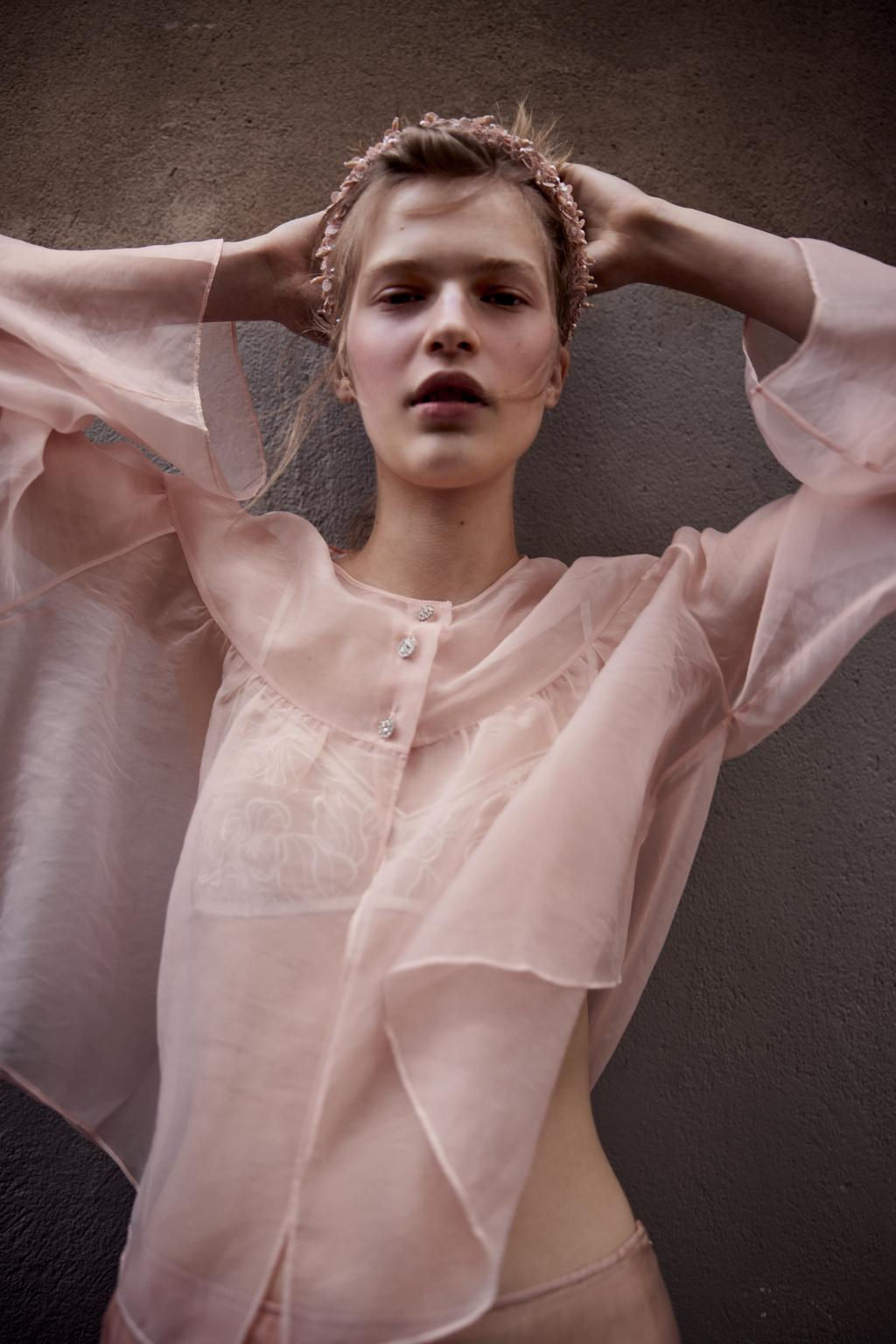 ORGANZA JACKET WITH RHINESTONE BUTTONS - Zara фото 2