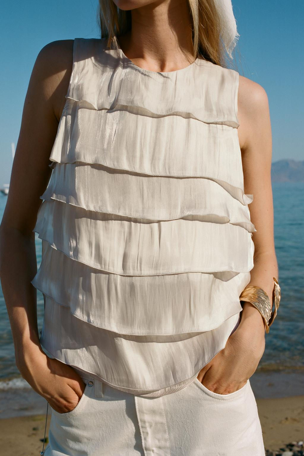 SHIMMER-EFFECT RUFFLED TOP