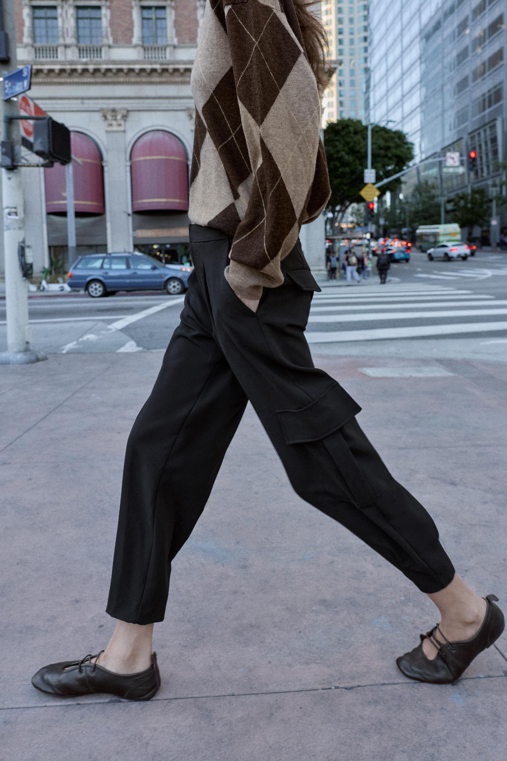 CARROT FIT CARGO TROUSERS - Zara фото 11