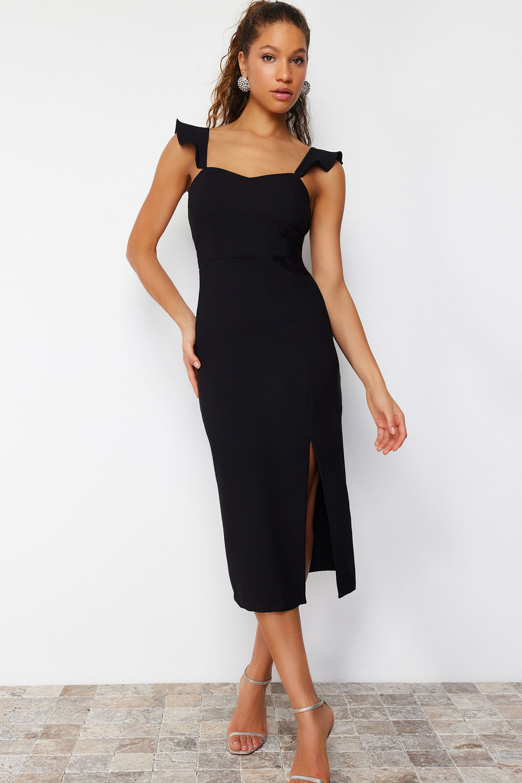TRENDYOLMILLA Siyah Dokuma Elbise TPRSS24EL00134