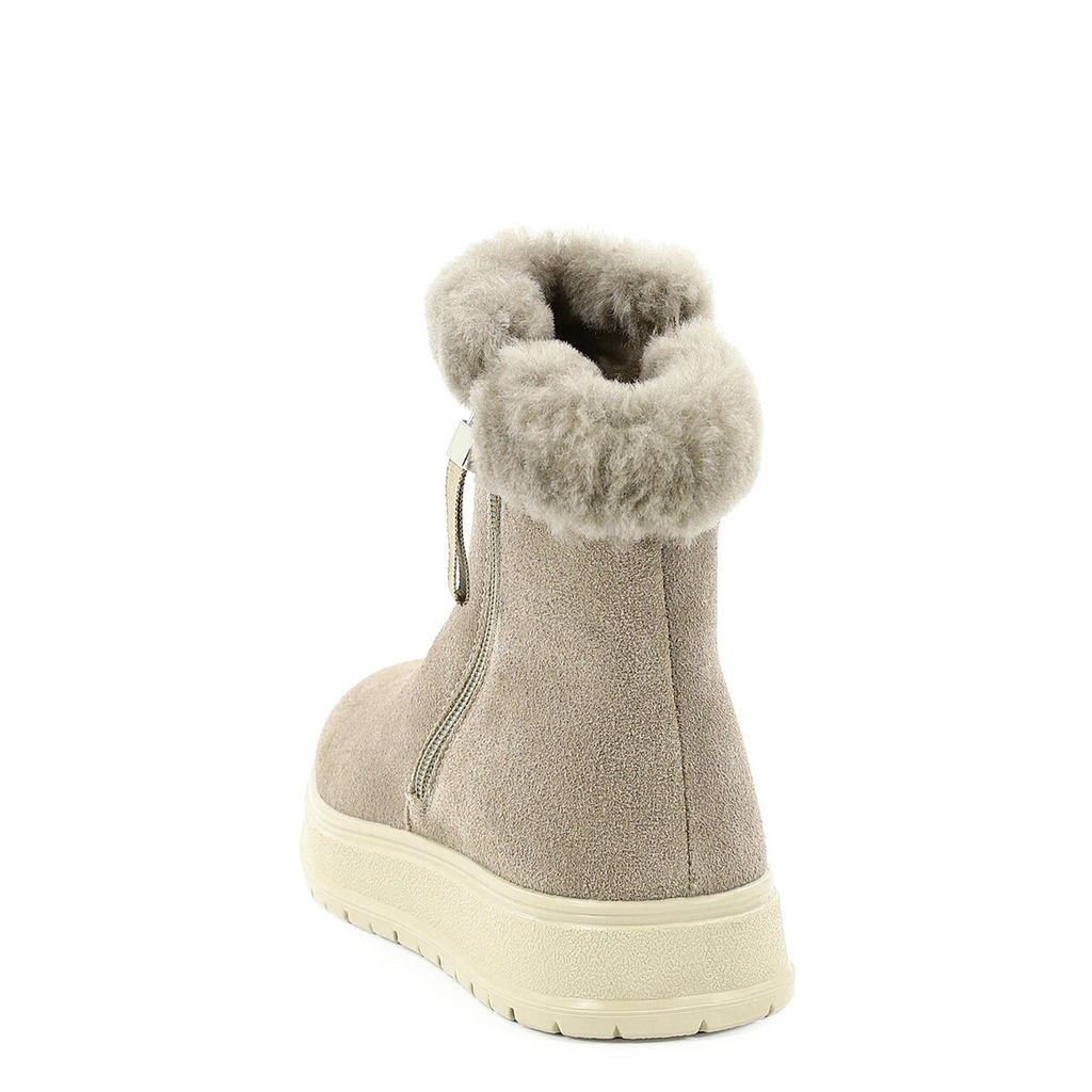 Ботинки женские