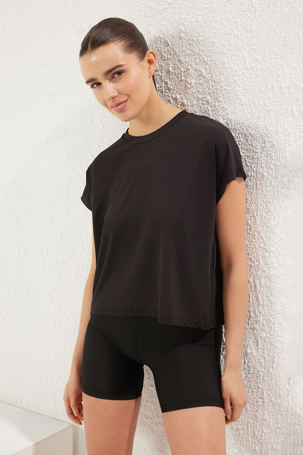 TRENDYOLMILLA Siyah Micro Kumas Spor Orme T-Shirt THMSS25TS00001 фото 5