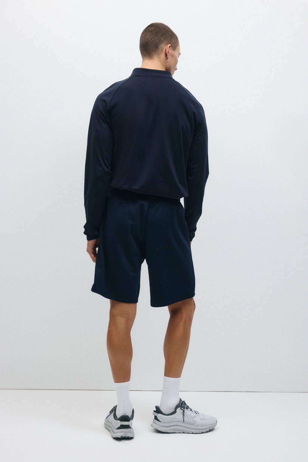 Pantal?n corto de deporte con DryMove Regular Fit - H&m фото 5