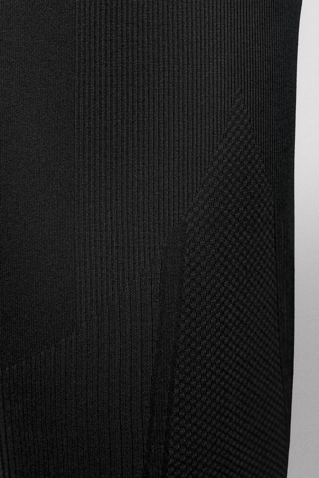 MALLAS COMPRESIVAS PRIMERA CAPA SKI / Negro - Zara фото 7
