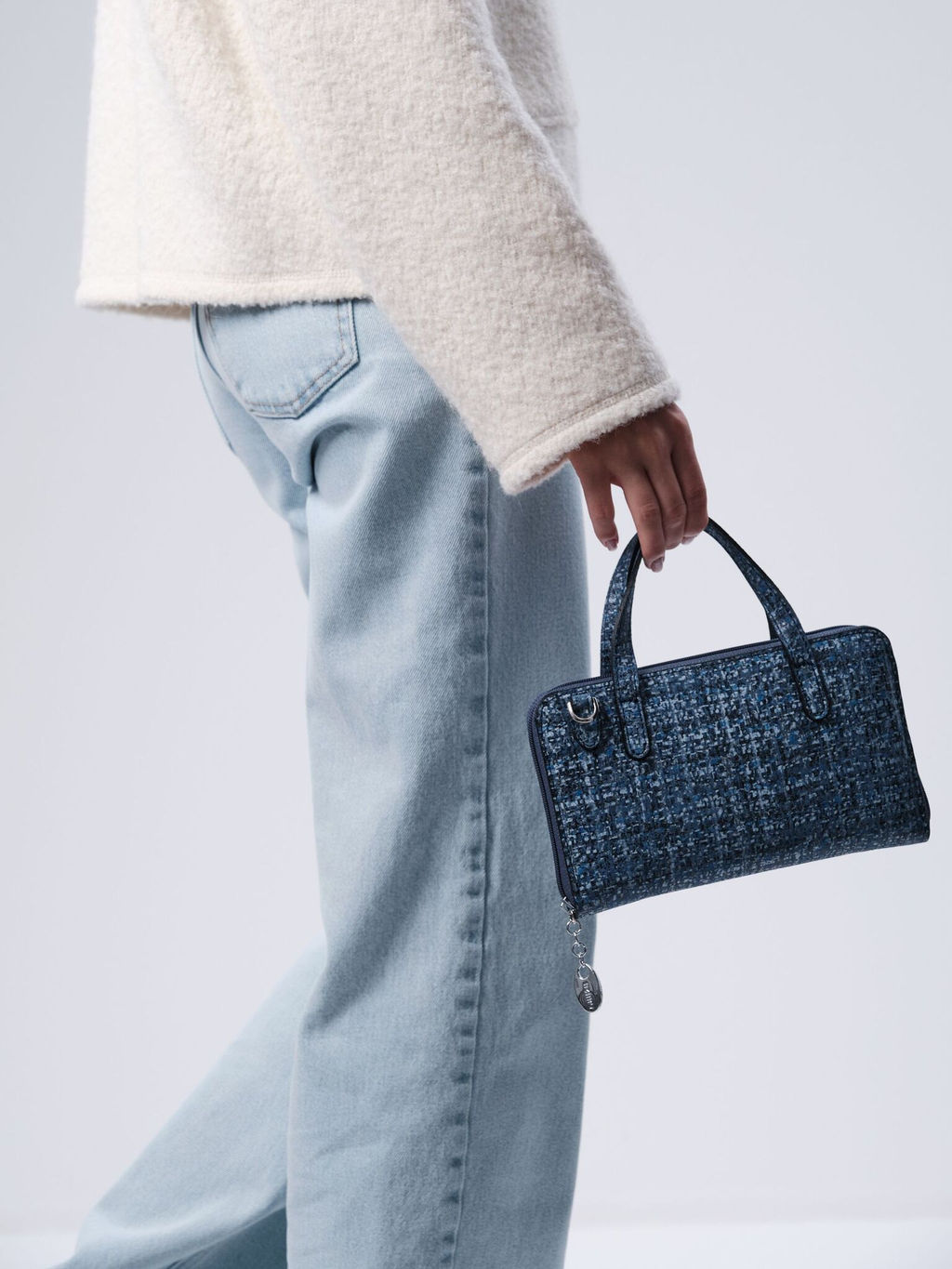 Сумка кожаная Azaro 30850 синий азур