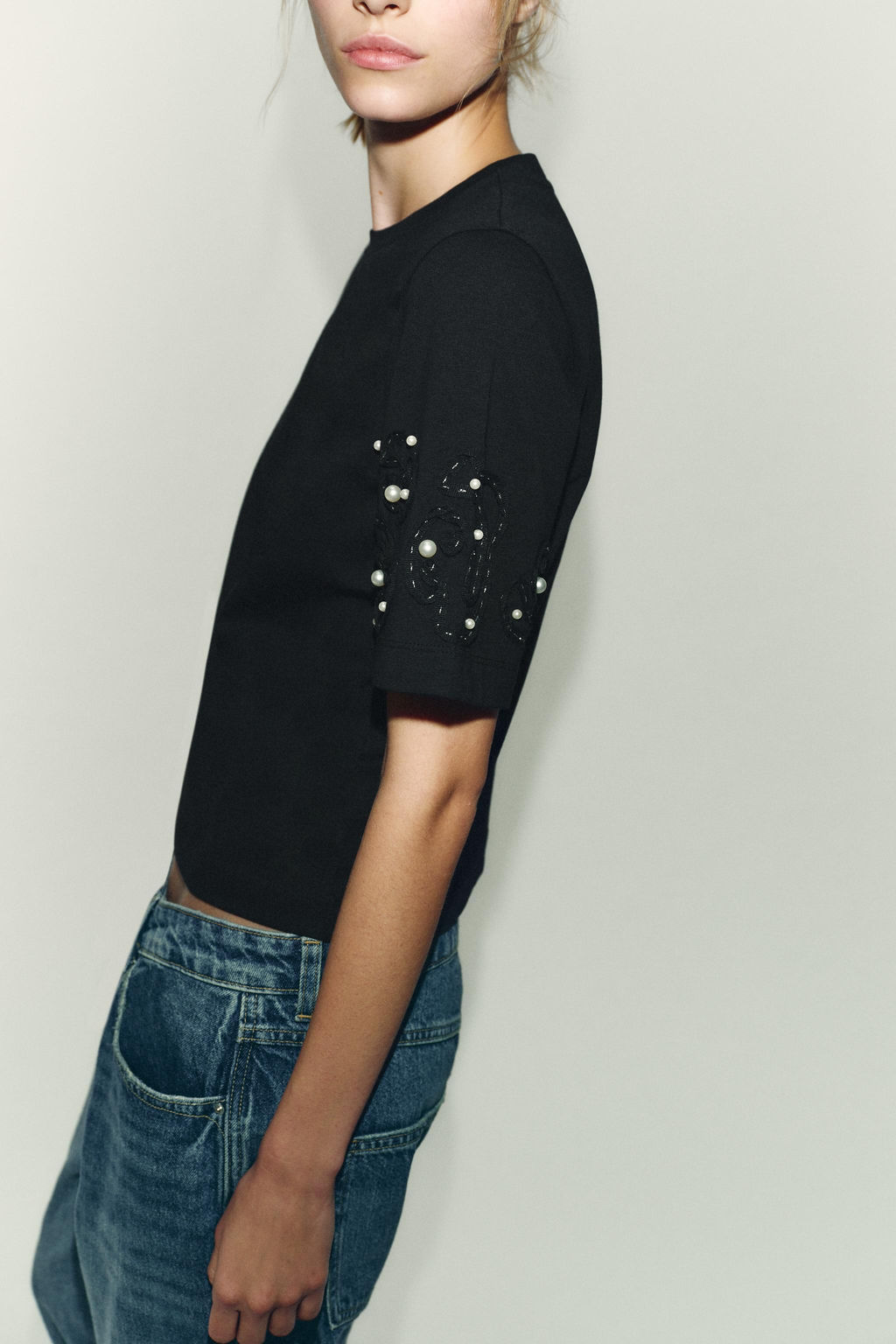 EMBROIDERED BEADED T-SHIRT - Zara фото 4