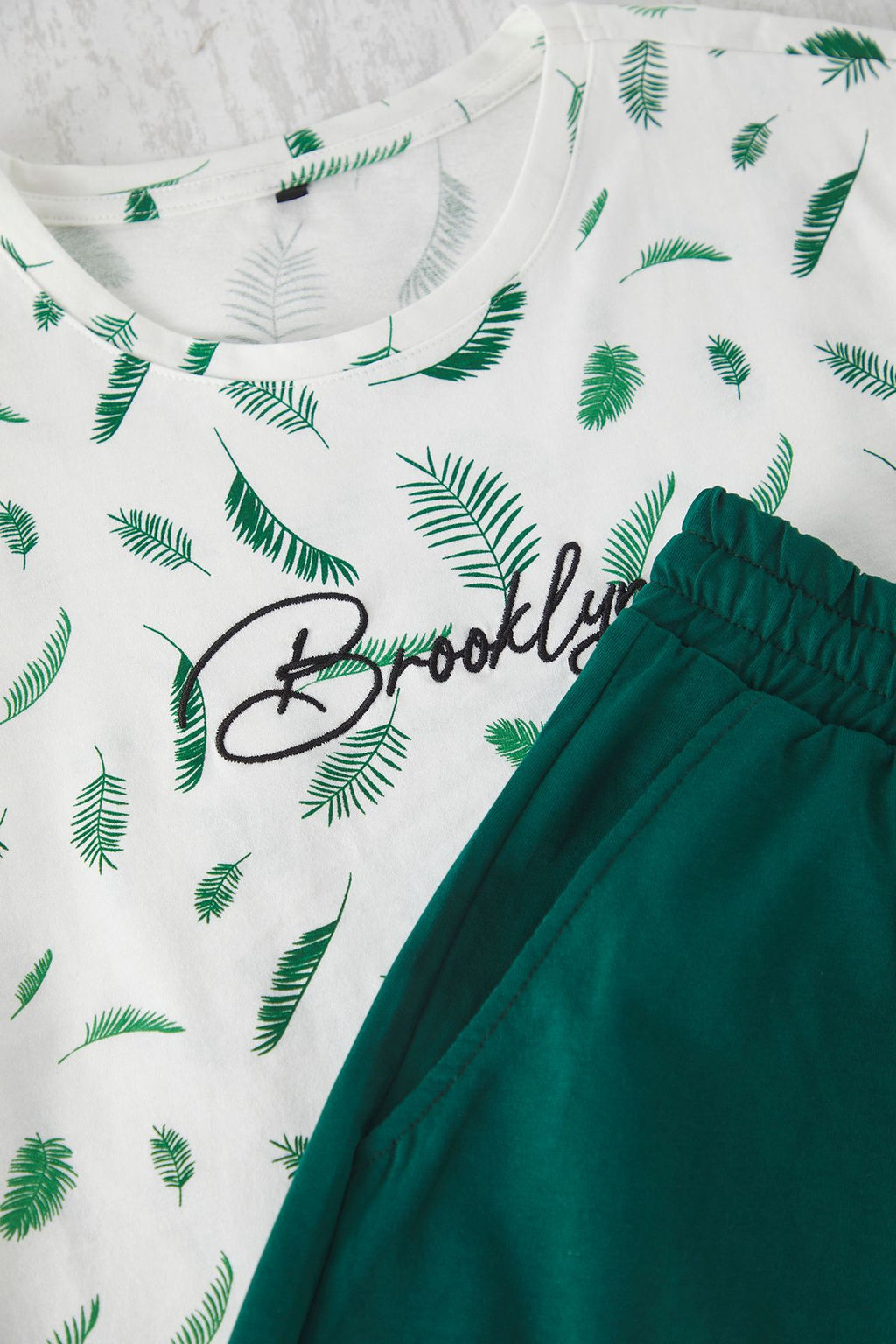 Trendyolmilla Man Ekru - Yesil Slim Fit Orme Nak?sl? Sortlu Pijama Tak?m? TMNSS25PT00006  фото 3