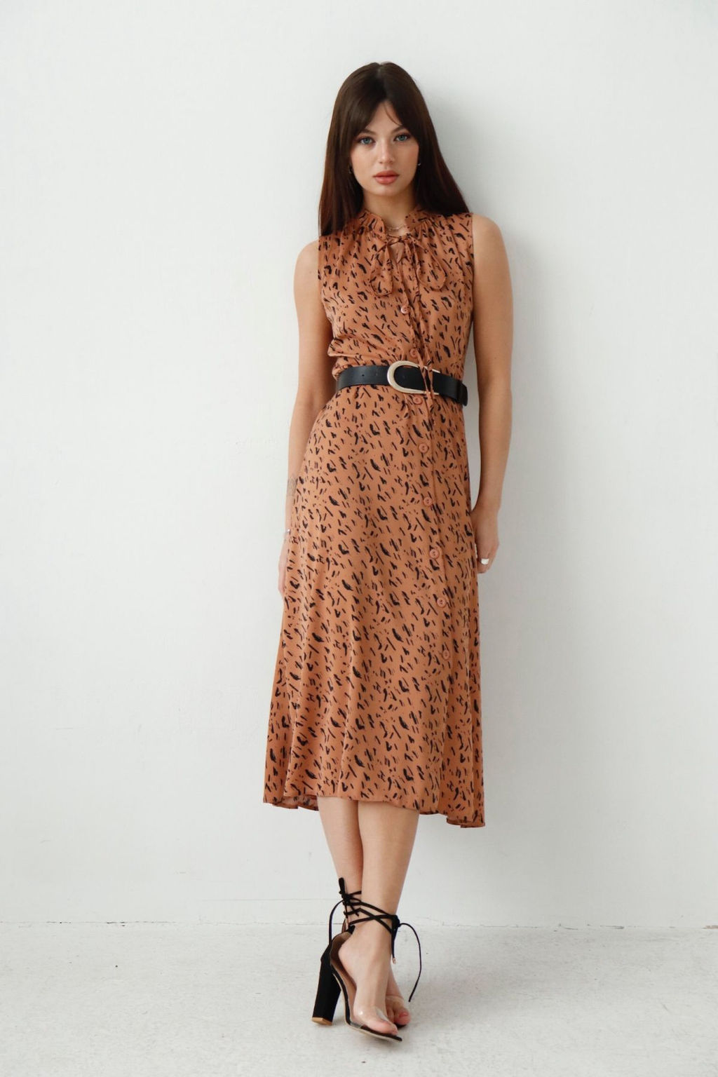 Martichelli Шёлковое платье, как из к/ф Красотка, светло-коричневое с принтом  фото 9