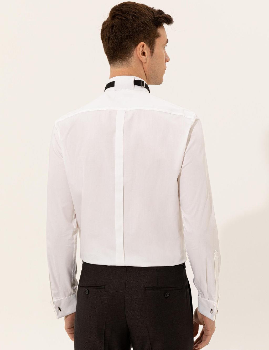 Белая приталенная рубашка под смокинг - Cacharel фото 5