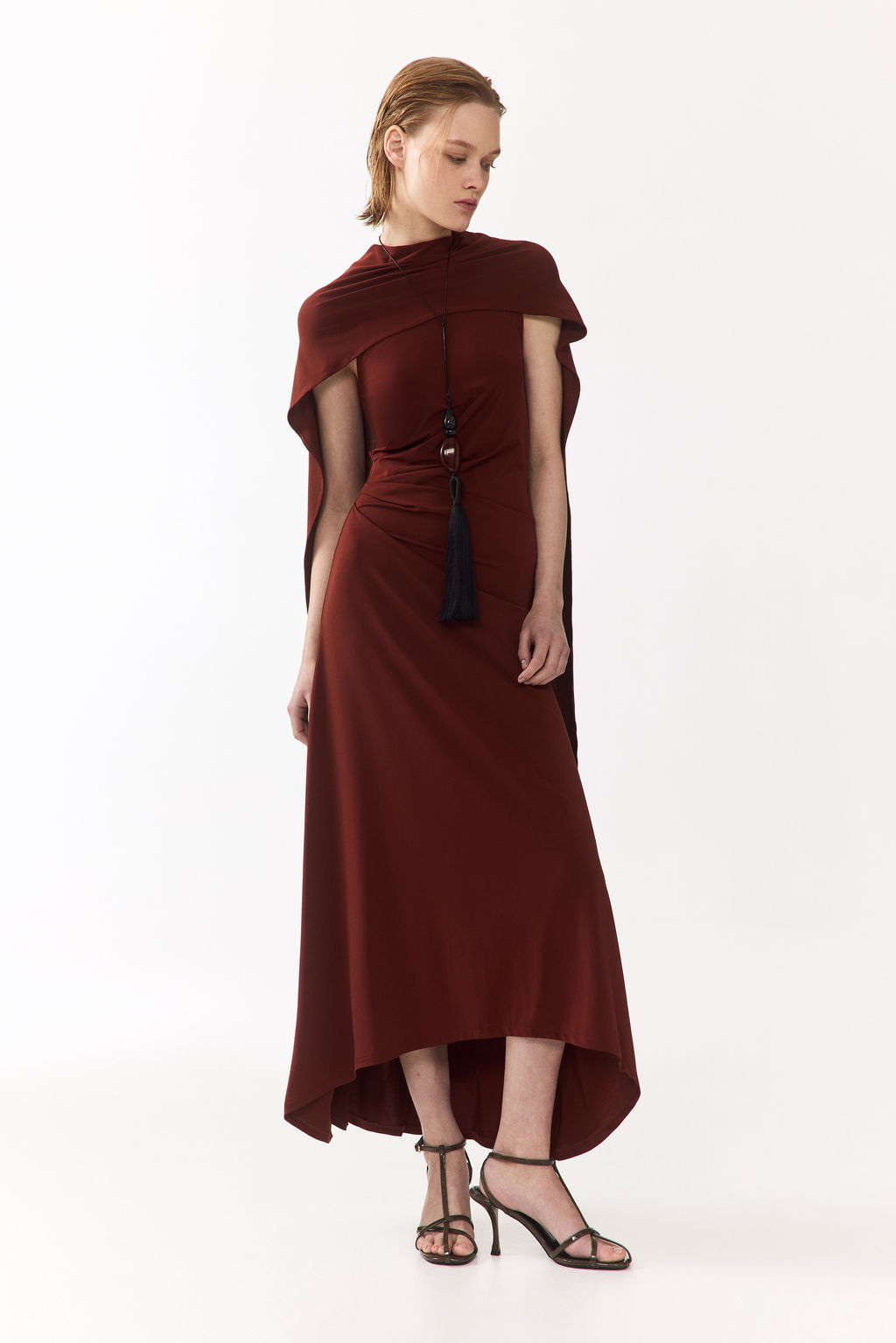 Vestido drapeado con detalle efecto pa?uelo - H&m фото 3