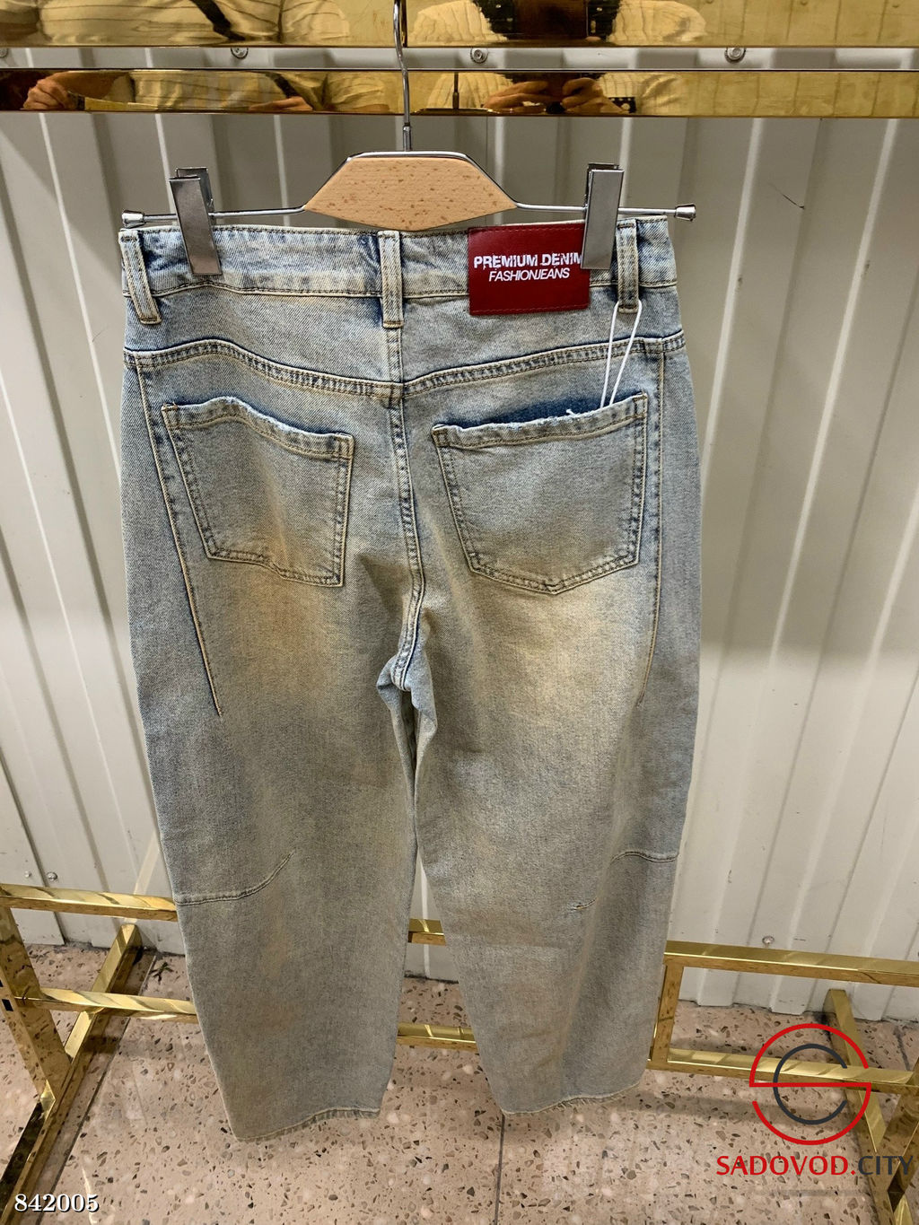 Джинсы багги с высокой посадкой