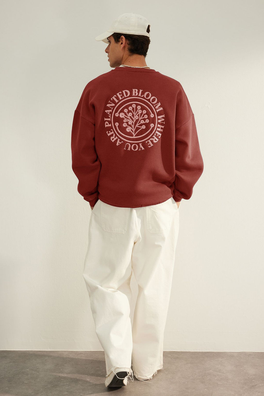 TRENDYOL MAN Kahverengi Oversize/Genis Kesim Cicek Nak?s Ici Polar/S?cak Tutan Pamuk Sweatshirt TMNAW24SW00012 - Trendyolmilla фото 4