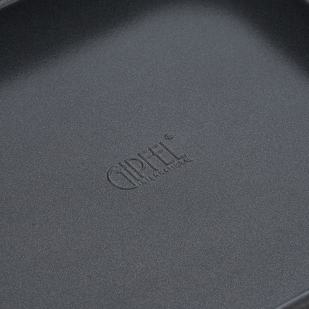 52714 GIPFEL Форма для выпечки MAXIMUS BLACK квадратная 24x24x4,5 см с двуслойным антипригарным покрытием Whitford Quantanium. Толщина: 0,9мм. Материал: углеродистая сталь. Цвет: чёрный. - Werner фото 5