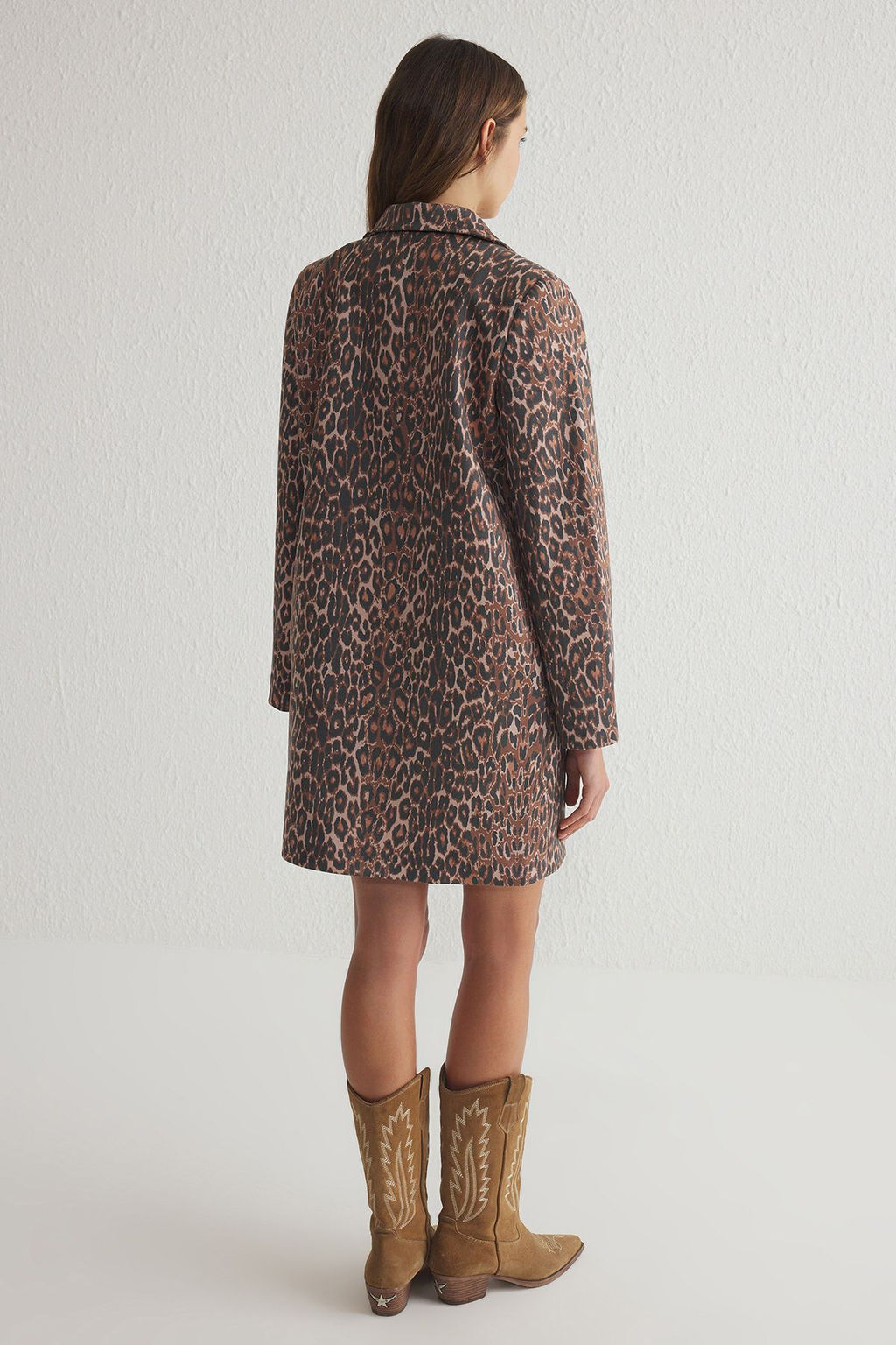 Trendyolmilla Cok Renkli Leopar Desenli Oversize Midi Trenckot TWOSS25TR00005 фото 5