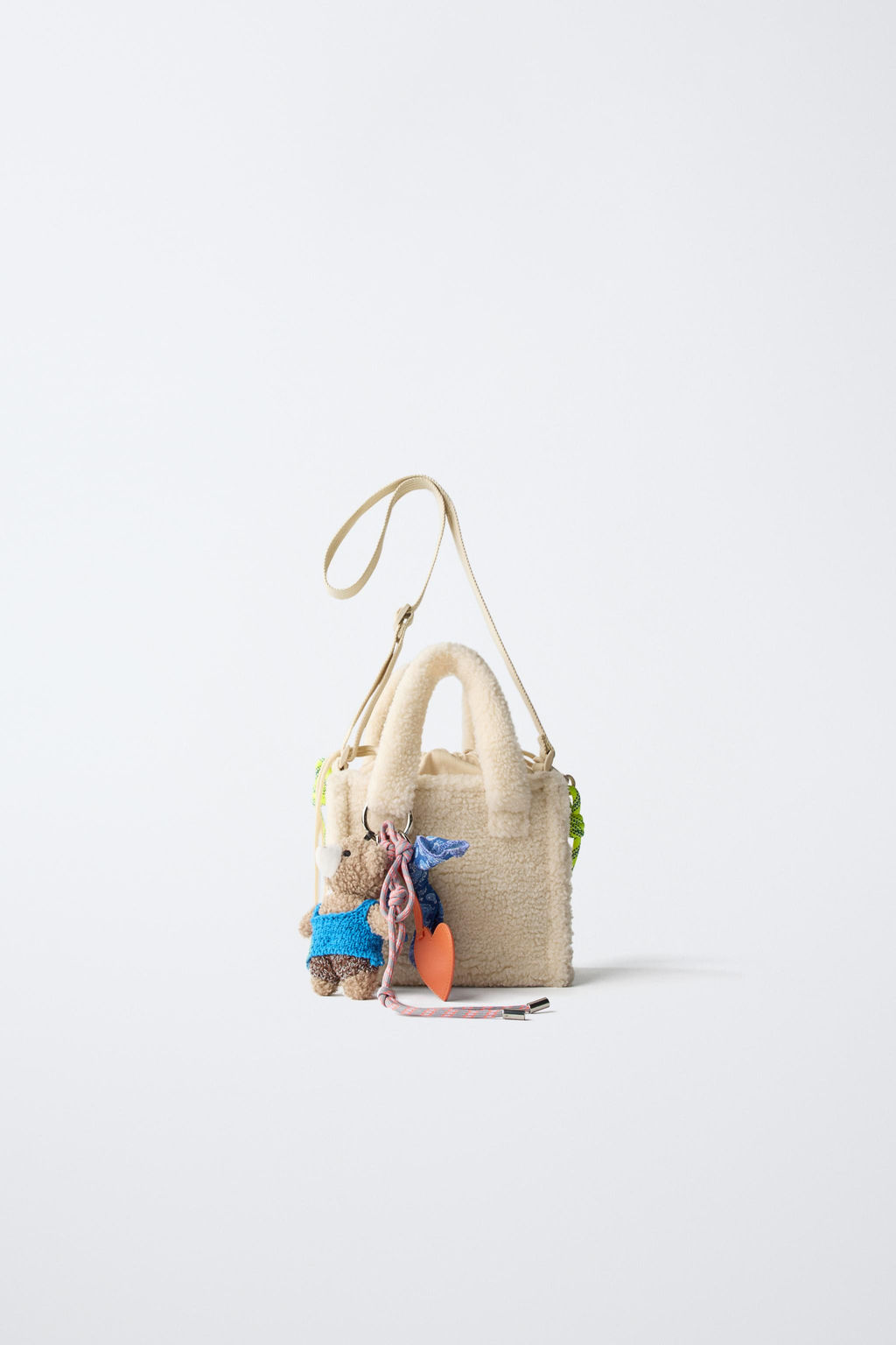 FAUX SHEARLING CROSSBODY BAG WITH CHARM - Zara фото 7