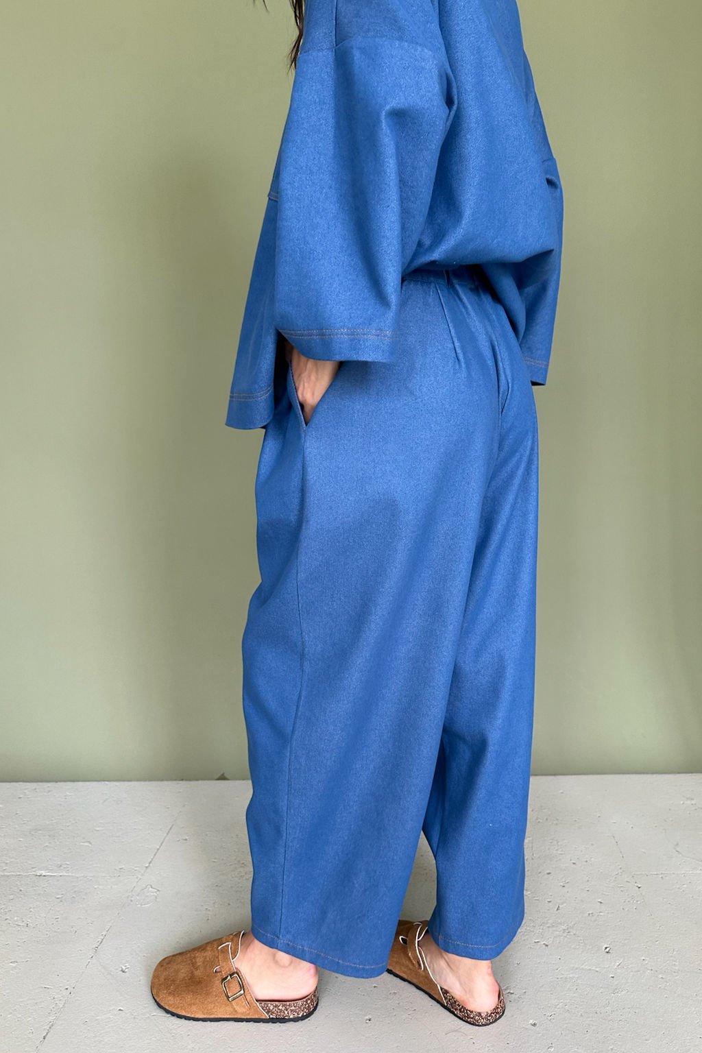 Брюки-бананы DENIM086/01/Синий