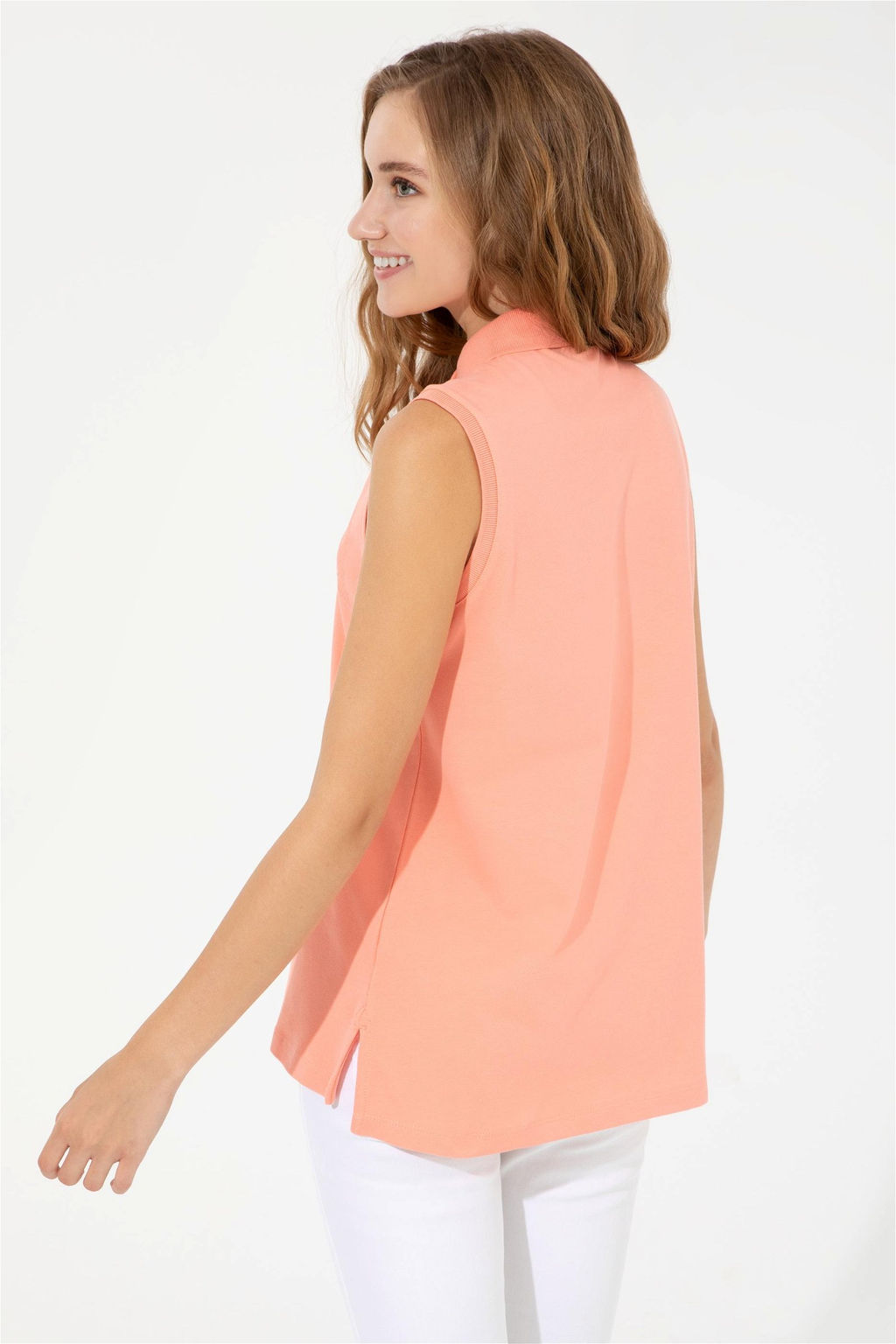 Женская футболка поло без рукавов лососевого цвета Неожиданная скидка в корзине - U.s. polo assn фото 5