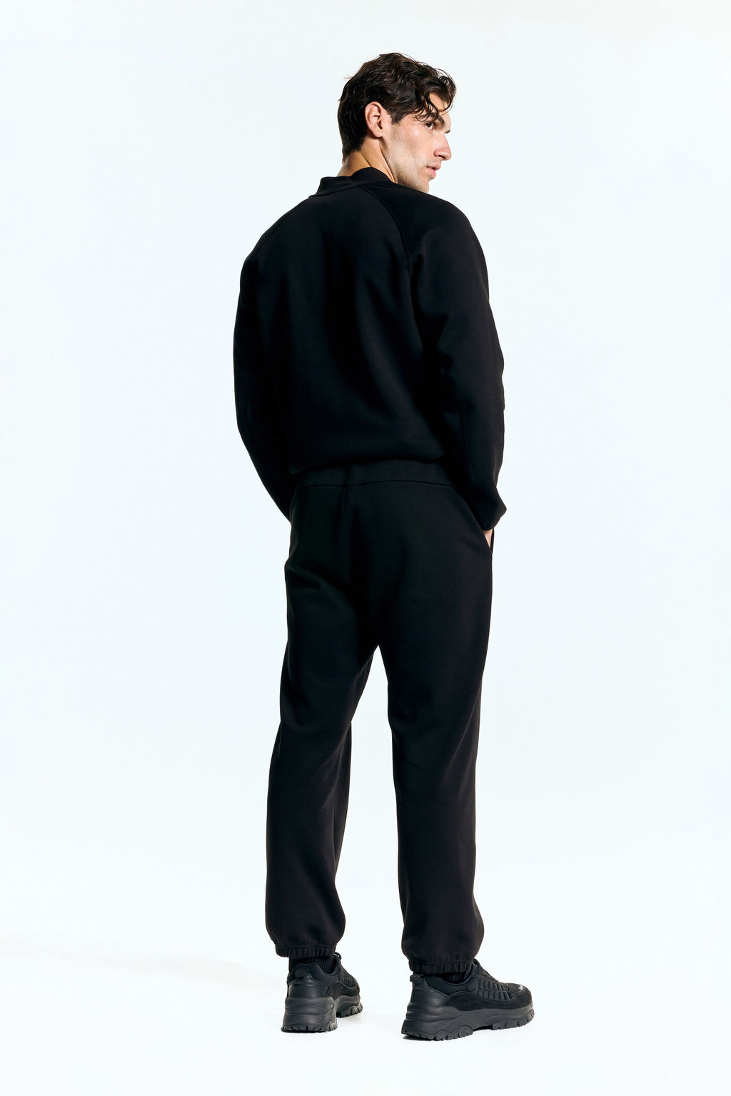 Joggers de deporte con DryMove Loose Fit - H&m фото 5