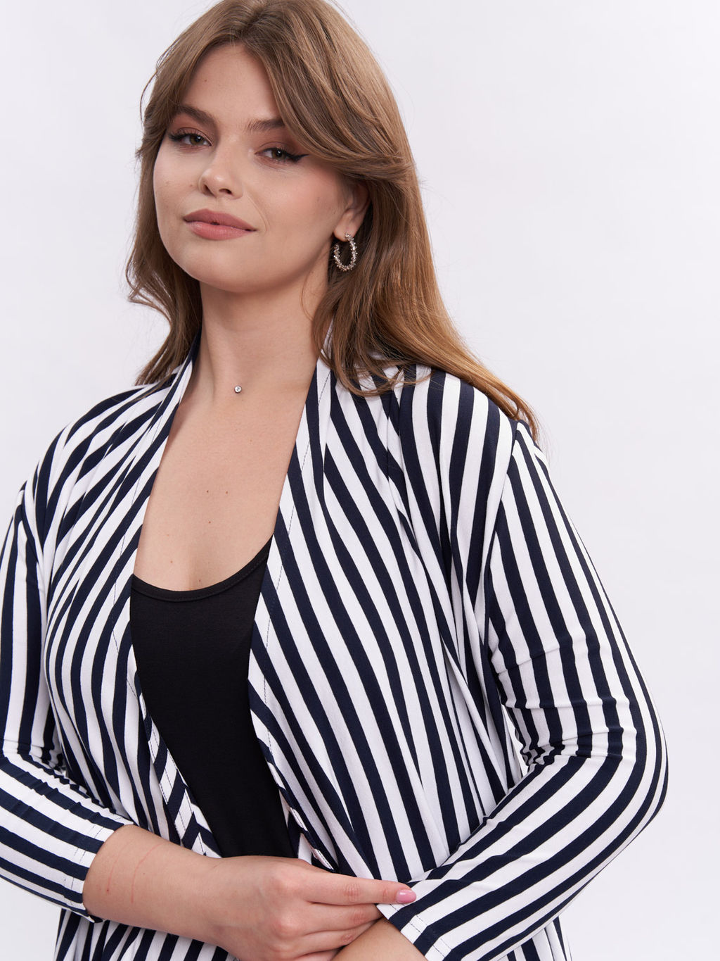 Кардиган без пуговиц KA31807STR02