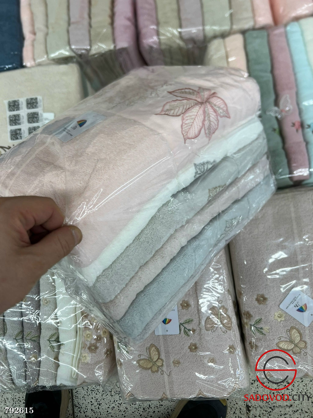 Полотенца махровые оригинал, 6 штук