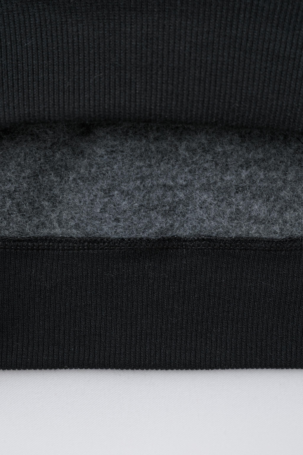 GRAFFITI PRINT SWEATSHIRT - Zara фото 4