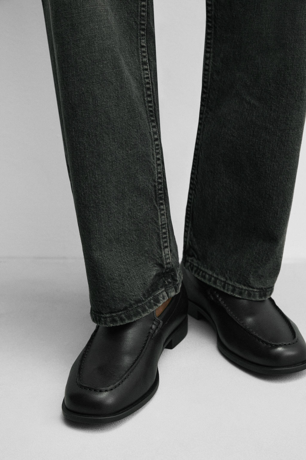 SMART LEATHER LOAFERS - Zara фото 3