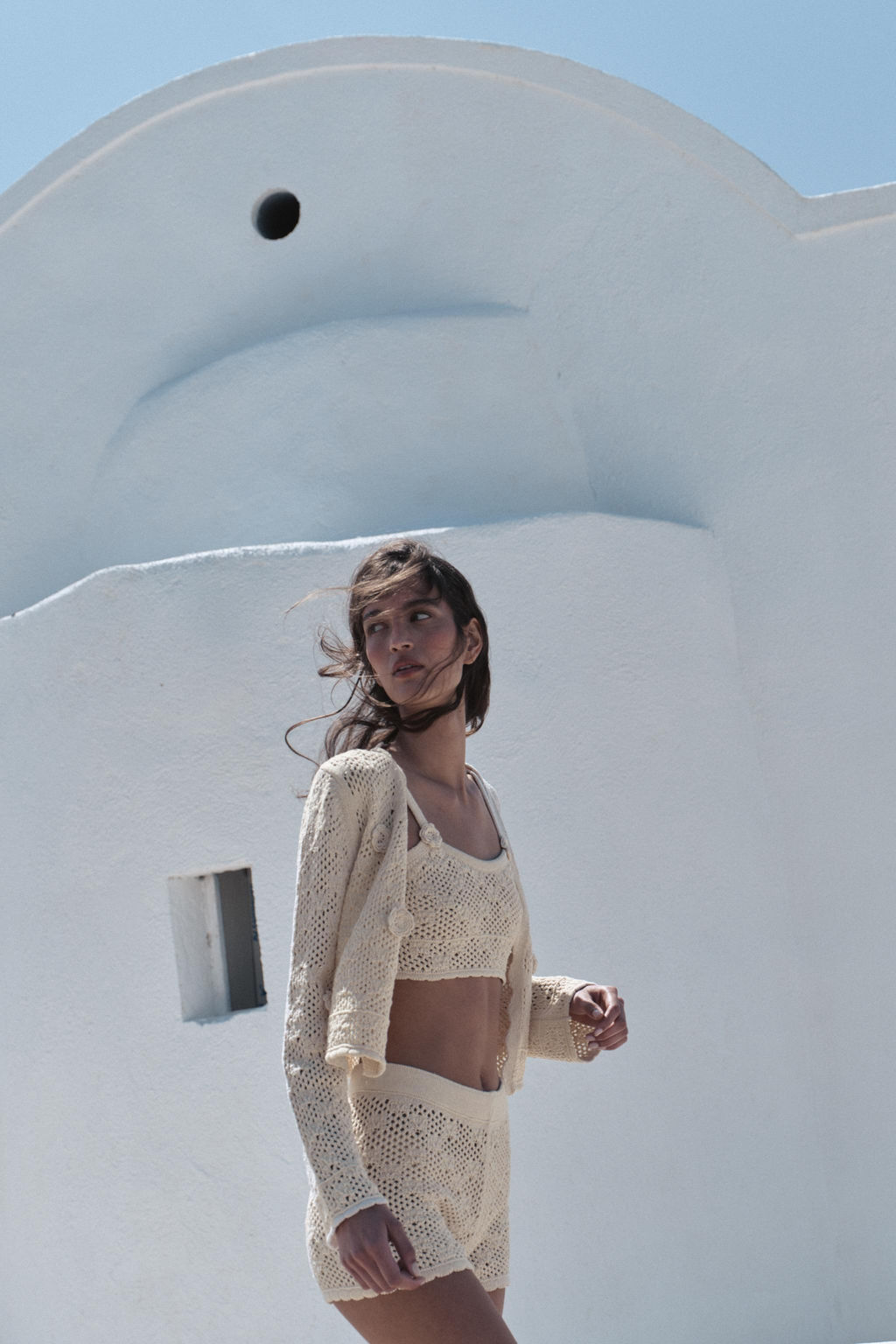 TOP PUNTO POINTELLE FLORES / Beige claro
