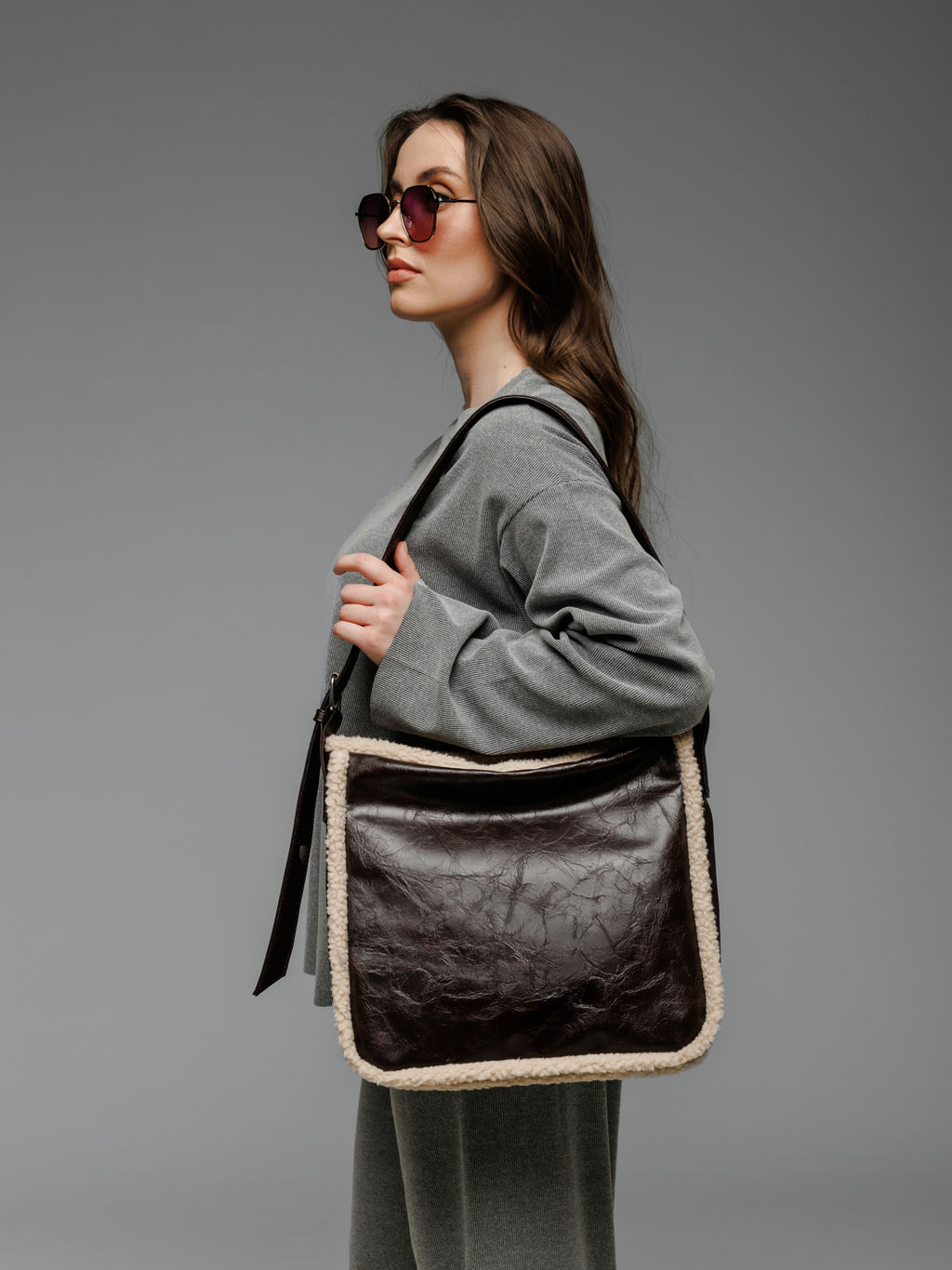 V105 048 12 Сумка женская