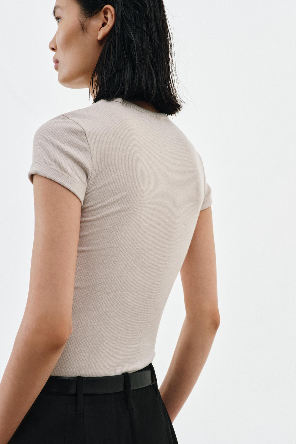 CAMISETA R?STICA CON LINO / Piedra - Zara фото 3