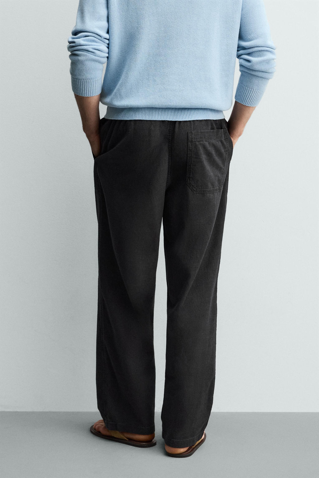 PANTAL?N CINTURA JOGGER RELAXED FIT / Negro