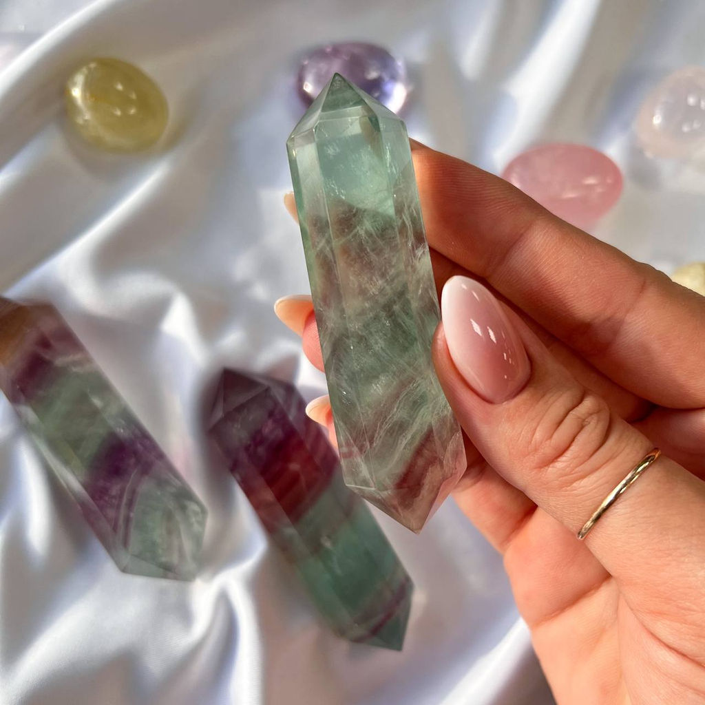 Кристалл двухконечный из Флюорита - Радуга самоцветов фото 2
