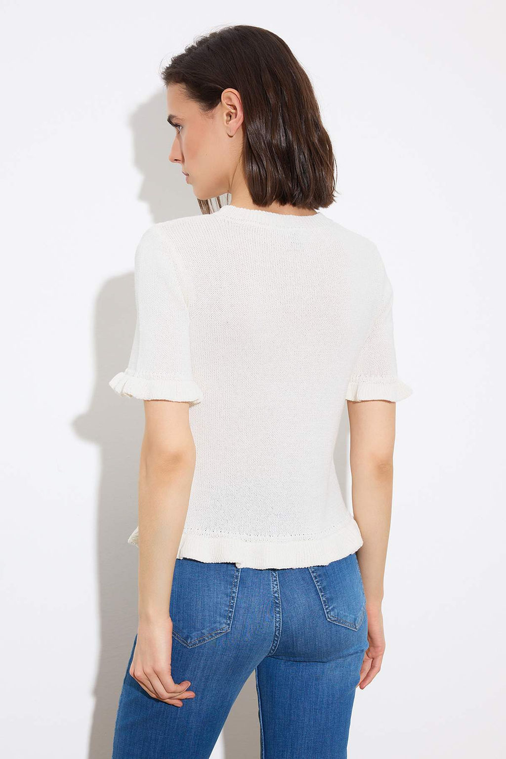 Limited Edition Ekru F?rf?r Detayl? Bisiklet Yaka Triko Bluz TWOSS26BZ00135