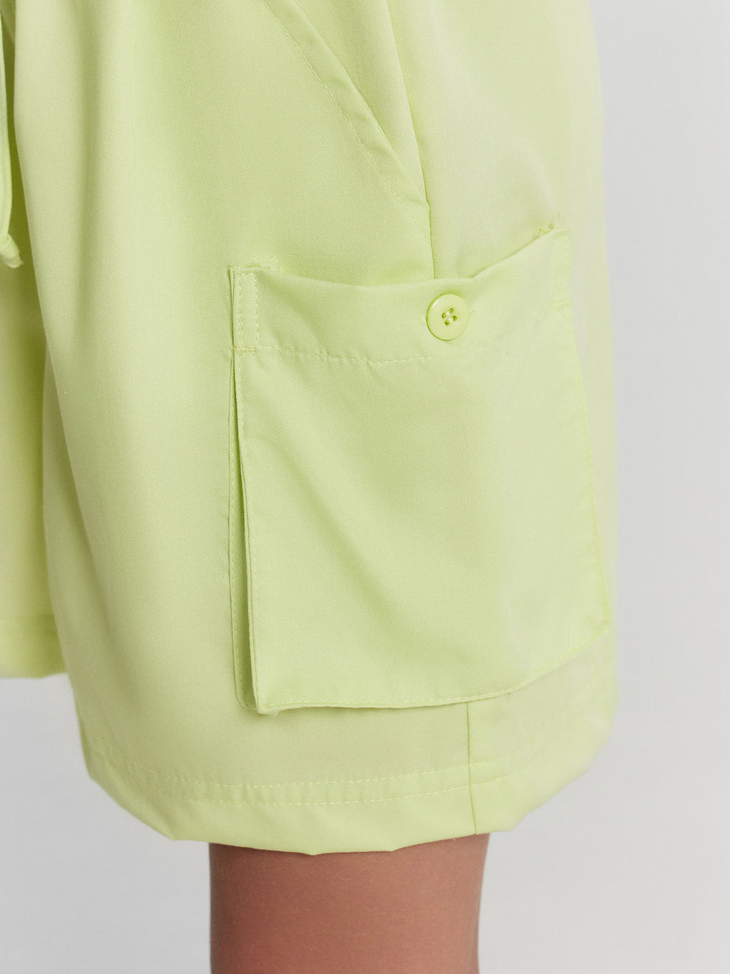 Шорты для девочек салатовые - Mark formelle фото 6