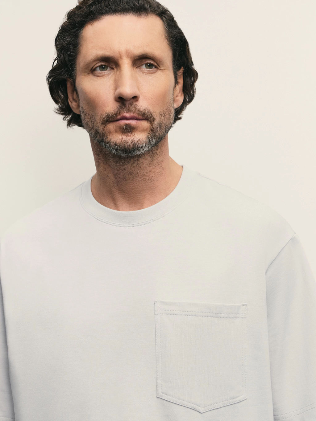 Футболка с карманом relax fit / Zarina  фото 6