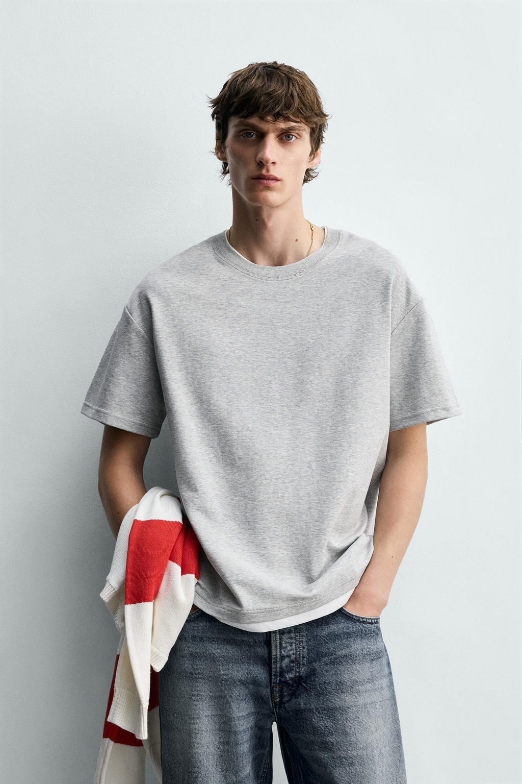 CAMISETA ACABADOS DOBLES CONTRASTE / Gris vigor?