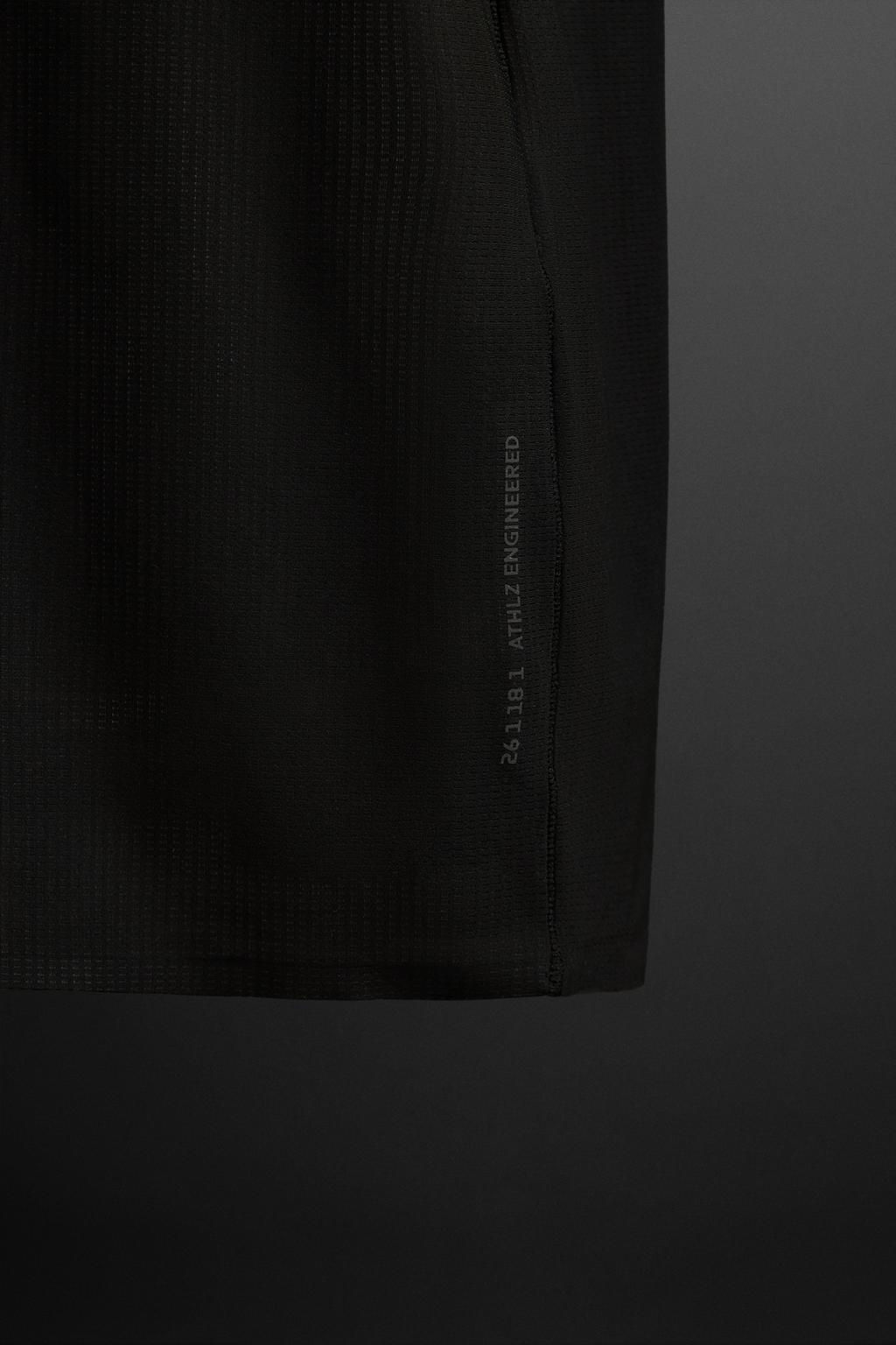 LIGHTWEIGHT TECHNICAL T-SHIRT - Zara фото 21