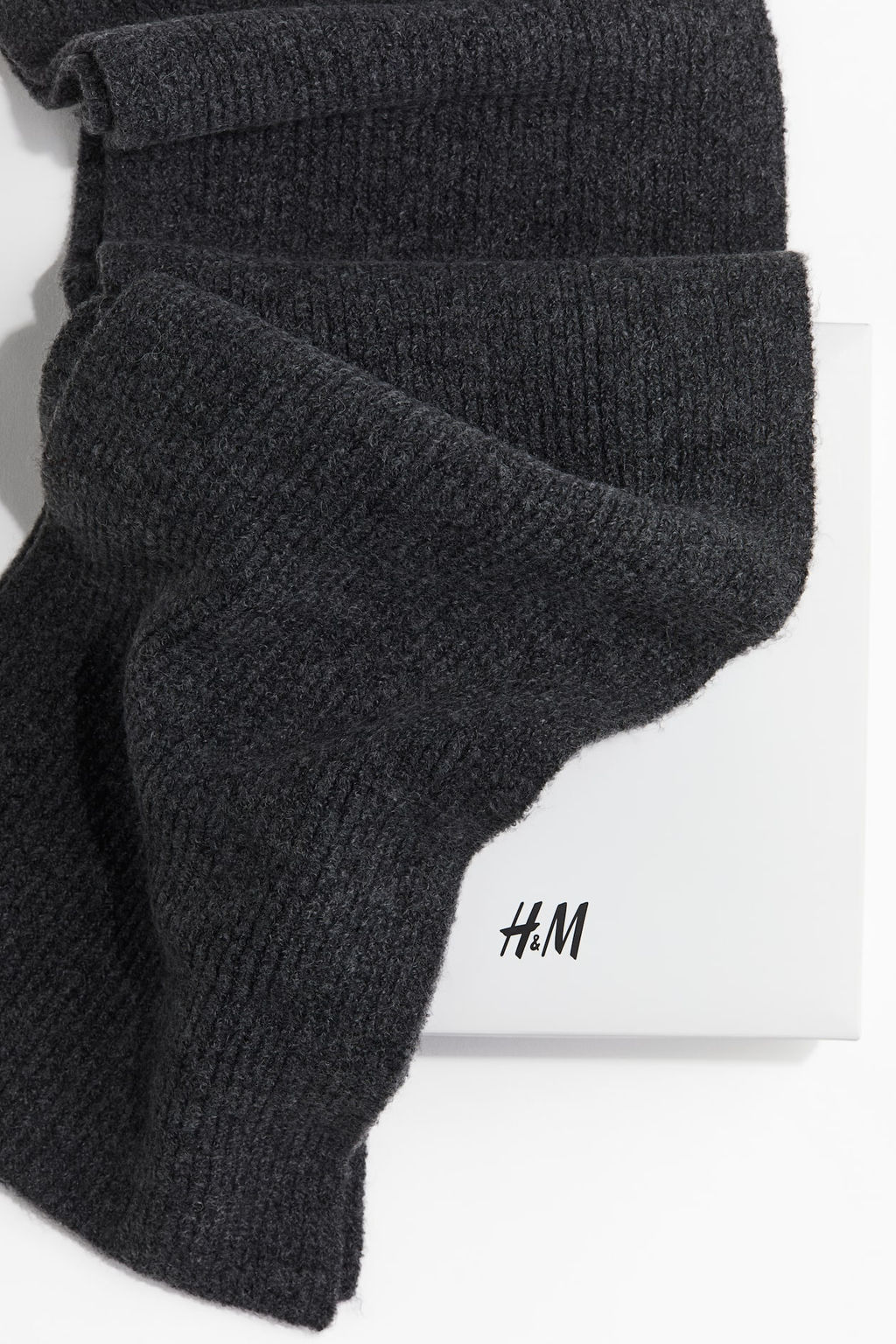 Conjunto de gorro beanie y bufanda en punto - H&m фото 2
