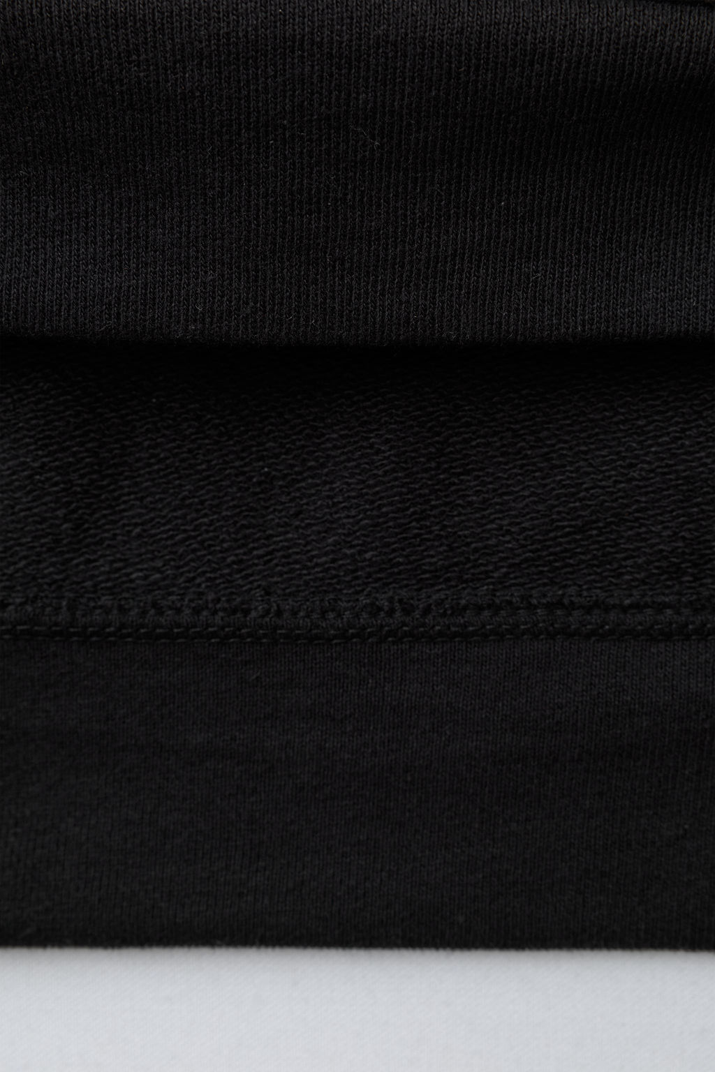 SUDADERA APLIQUE ETIQUETA / Negro - Zara фото 4