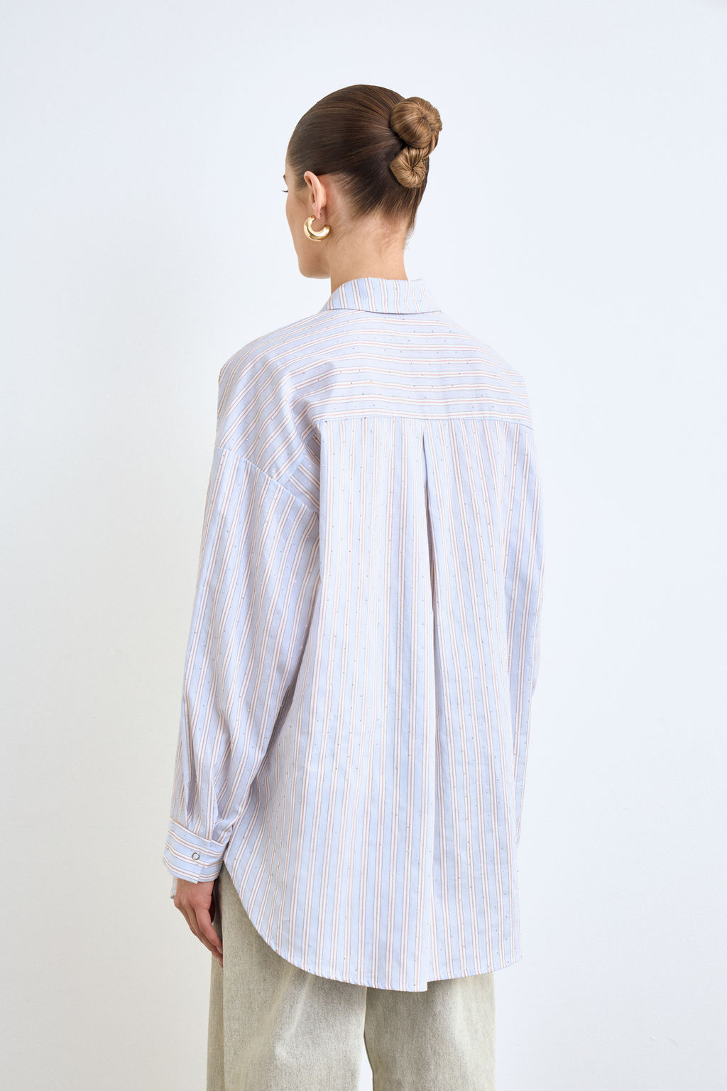 Рубашка оверсайз со стразами - Mollis фото 4