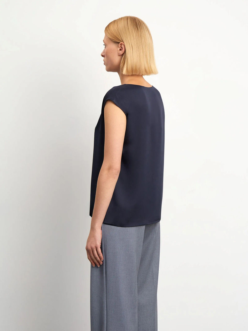 Однотонный топ - Emka фото 9