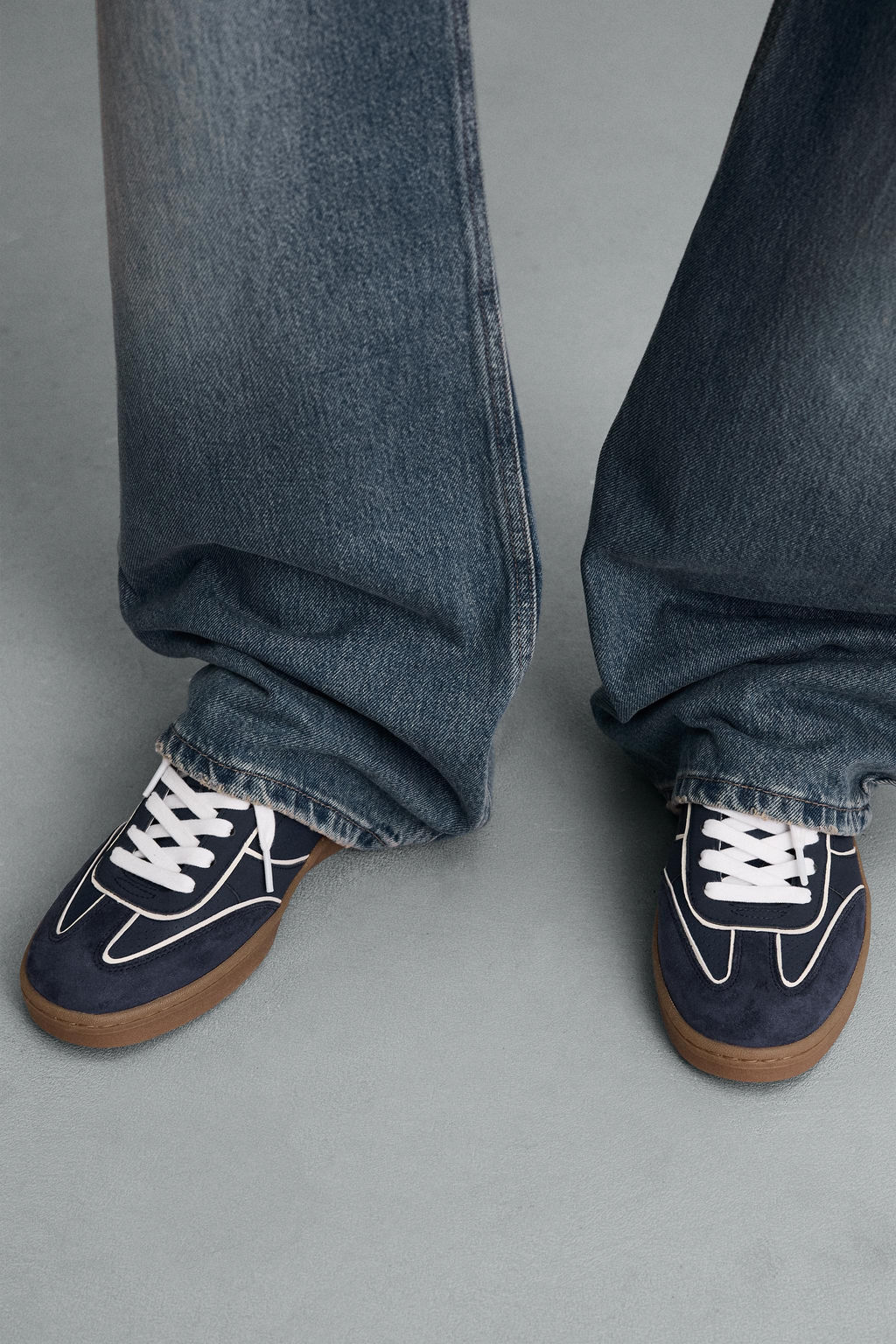 TRAINERS WITH CONTRAST SOLE - Zara фото 3
