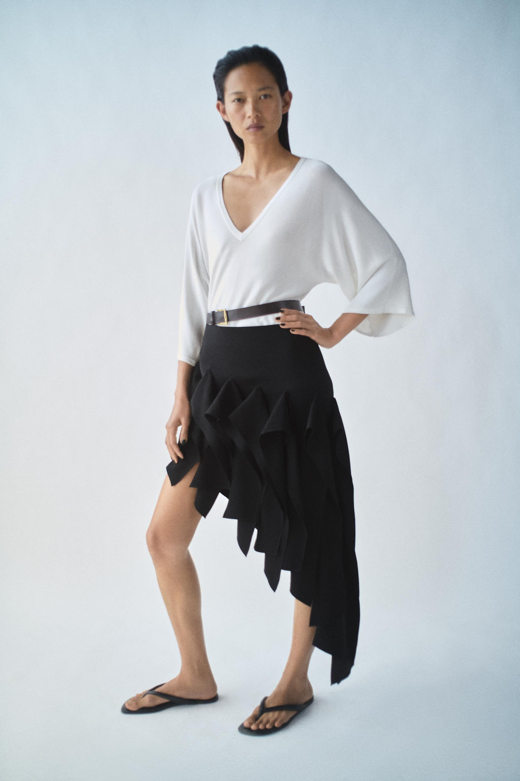 TOP PUNTO FLUIDO ESCOTE PICO / Blanco - Zara фото 3