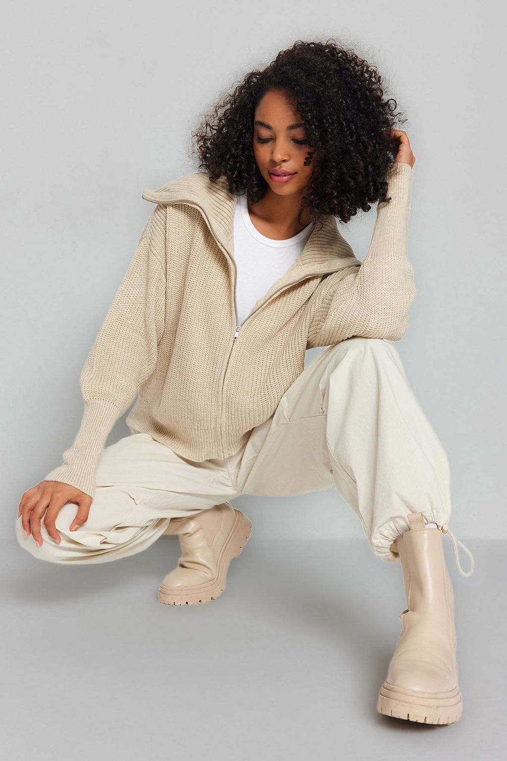 Tas Genis Kal?p Devrik Yaka Fermuarl? Triko H?rka TWOAW24HI00072