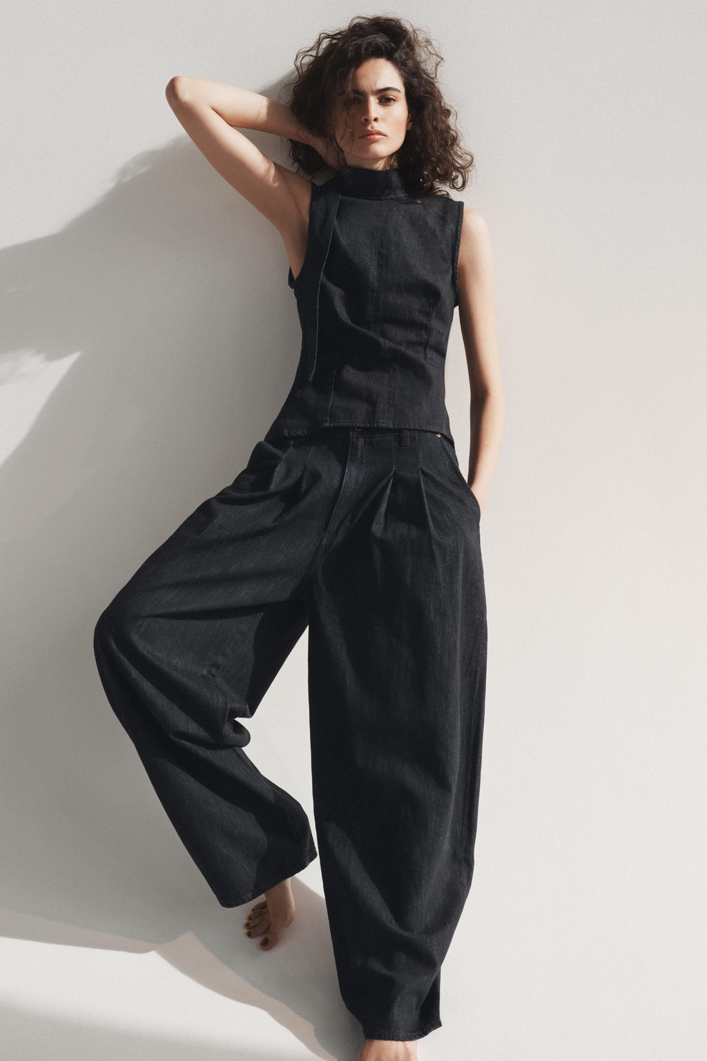 TRF MID-WAIST BAGGY JEANS