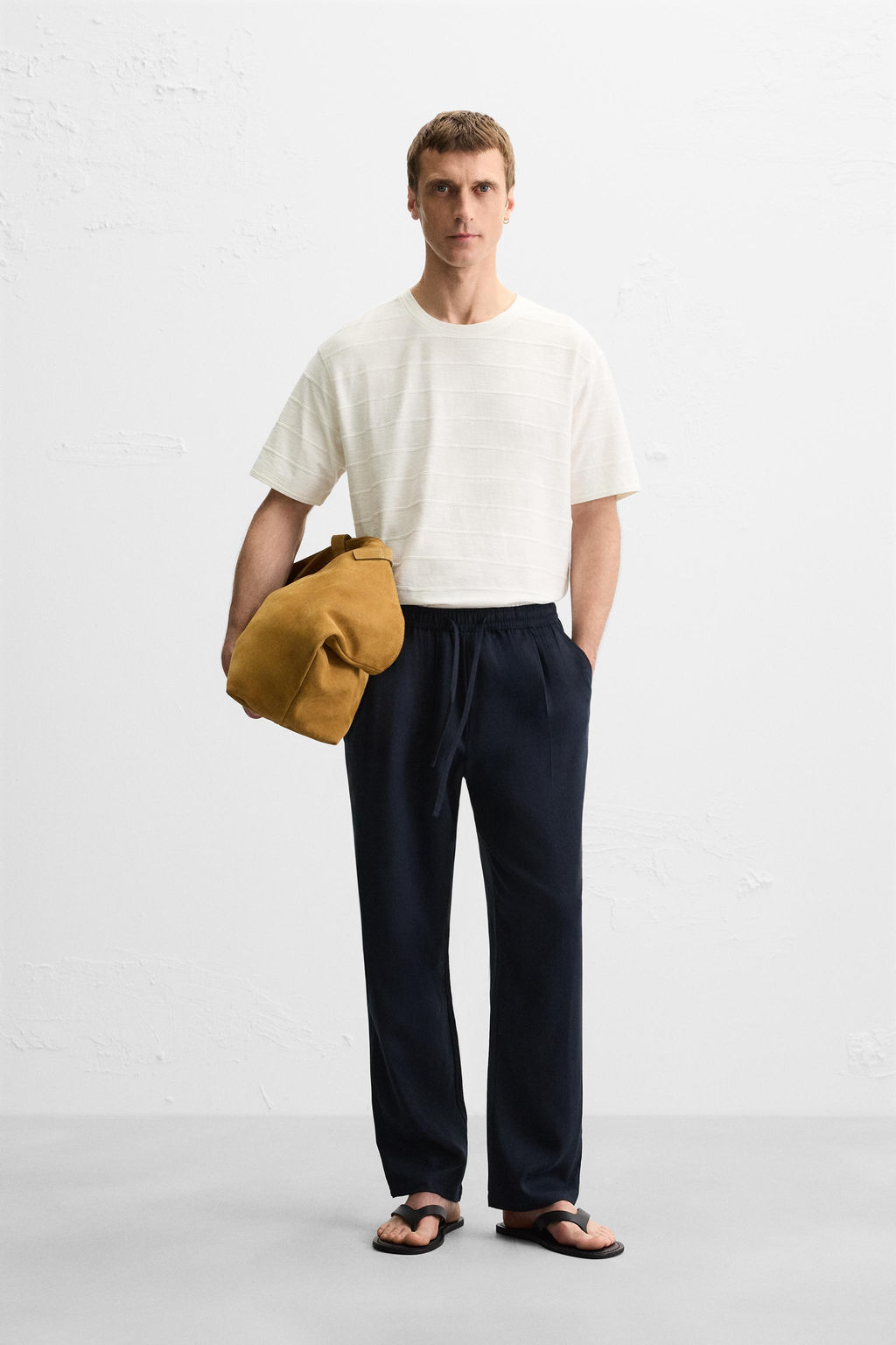 STRIPED IRREGULAR TEXTURE T-SHIRT