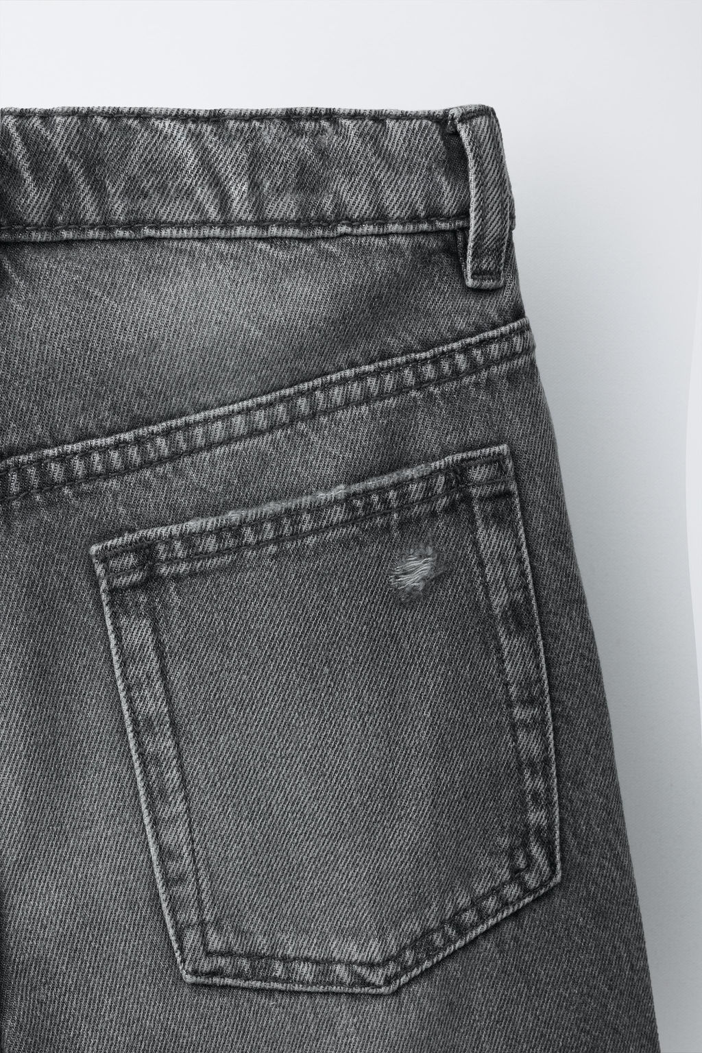 BERMUDA DENIM WIDE FIT ROTOS / Gris claro - Zara фото 4
