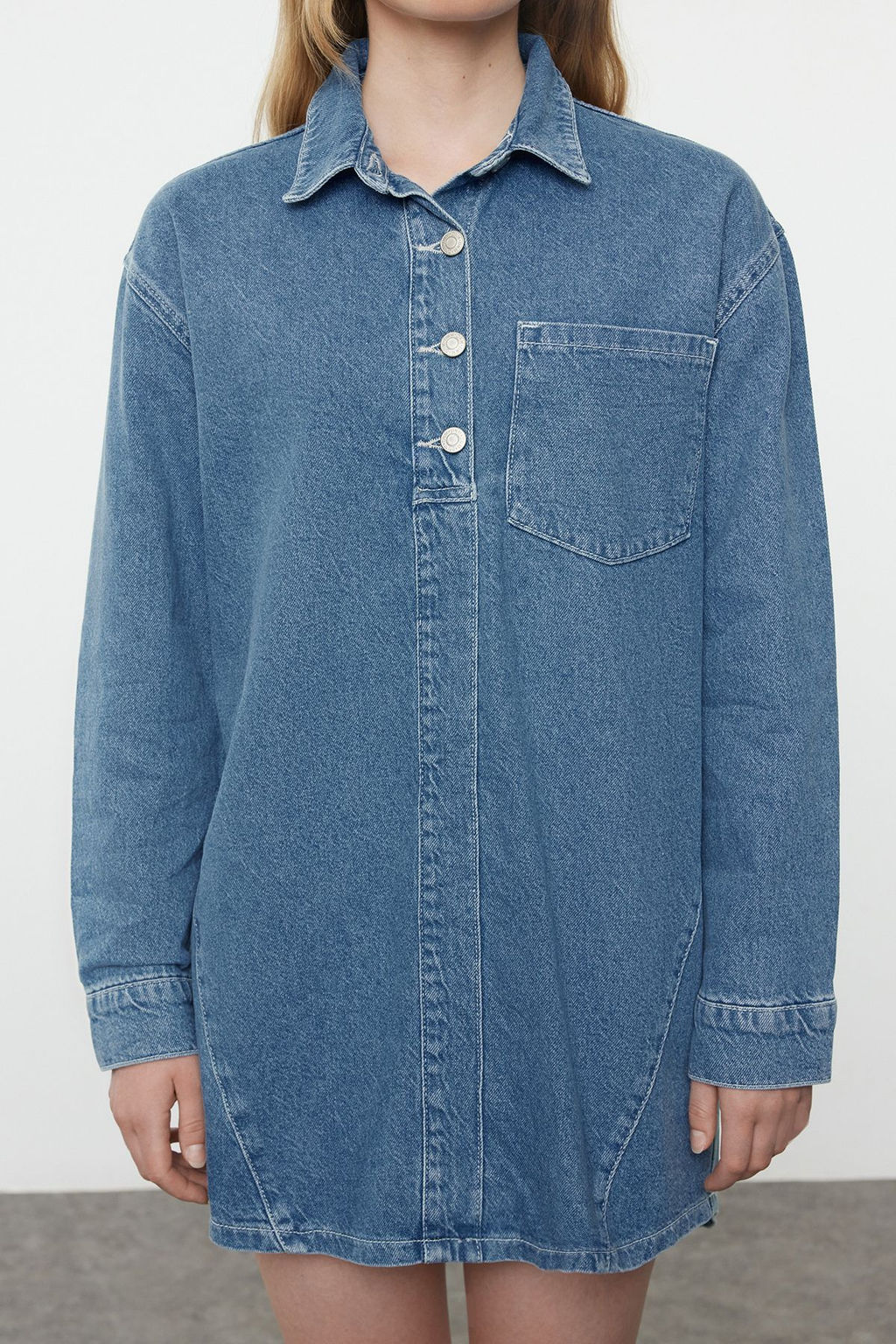 Mavi Dikis Detayl? Mini Denim Gomlek Elbise TWOAW25EL00347 - Trendyolmilla фото 3