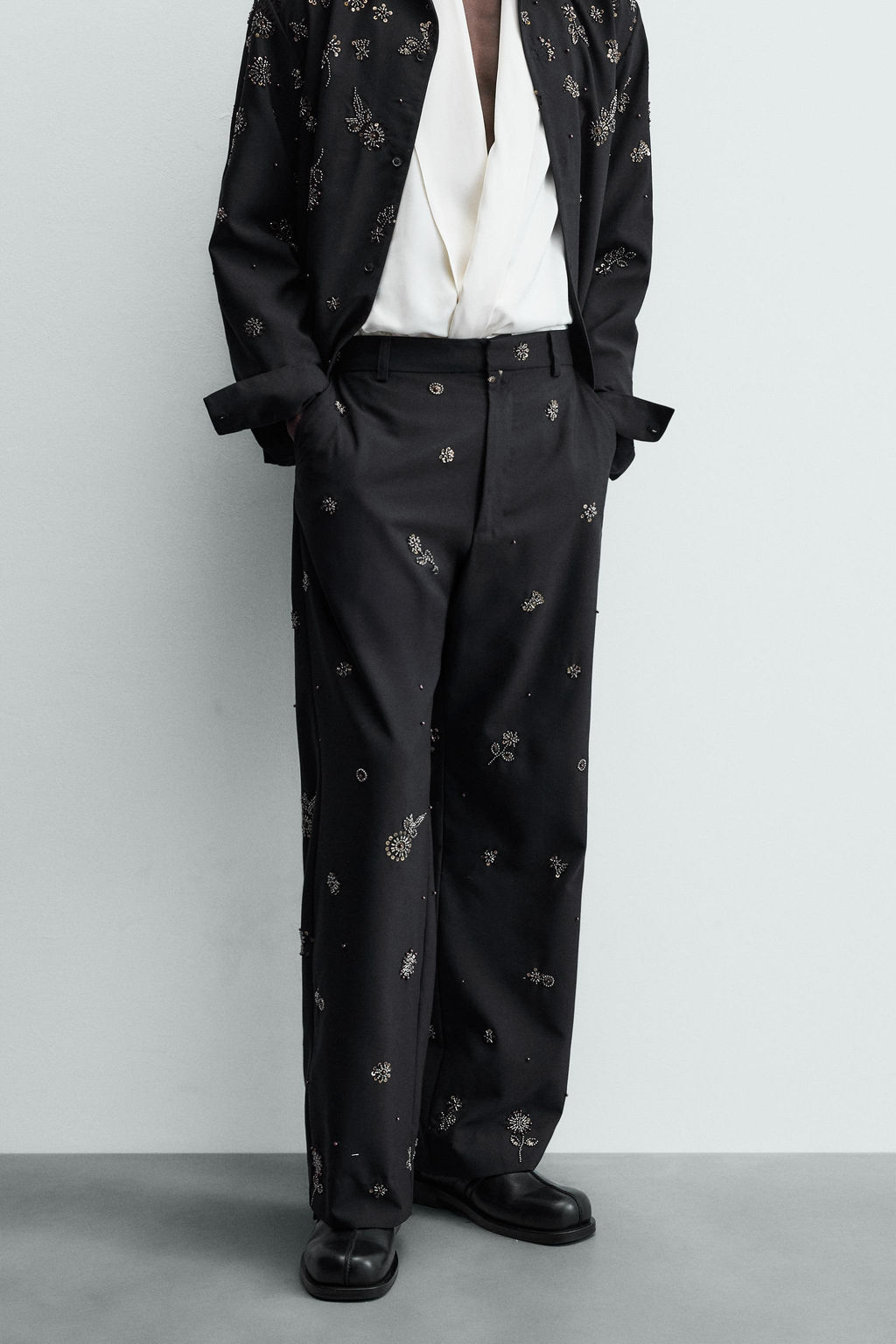 LIMITED EDITION RELAXED FIT SEQUIN TROUSERS - Zara фото 2