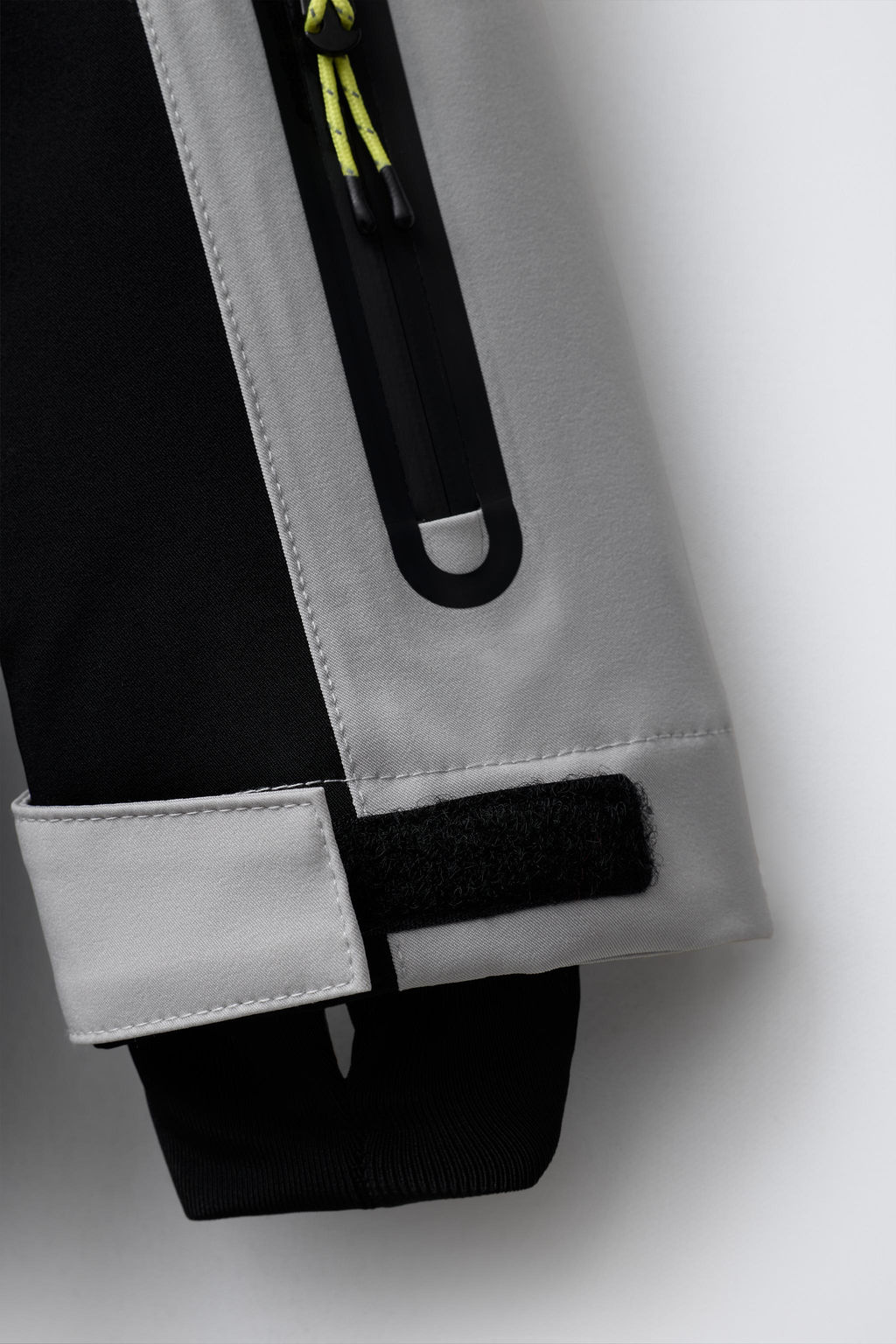 WINDPROOF AND WATER-RESISTANT HOODED JUMPSUIT RECCO® SYSTEM SKI COLLECTION - Zara фото 4