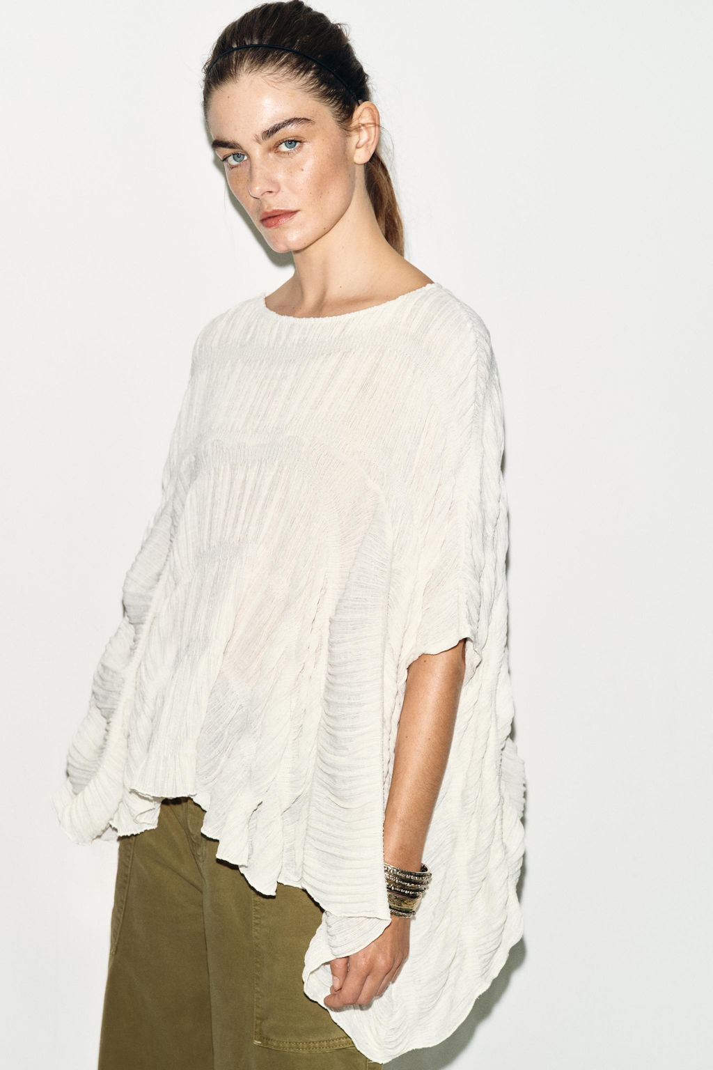 TOP CAPA TEXTURA / Blanco - Zara фото 4